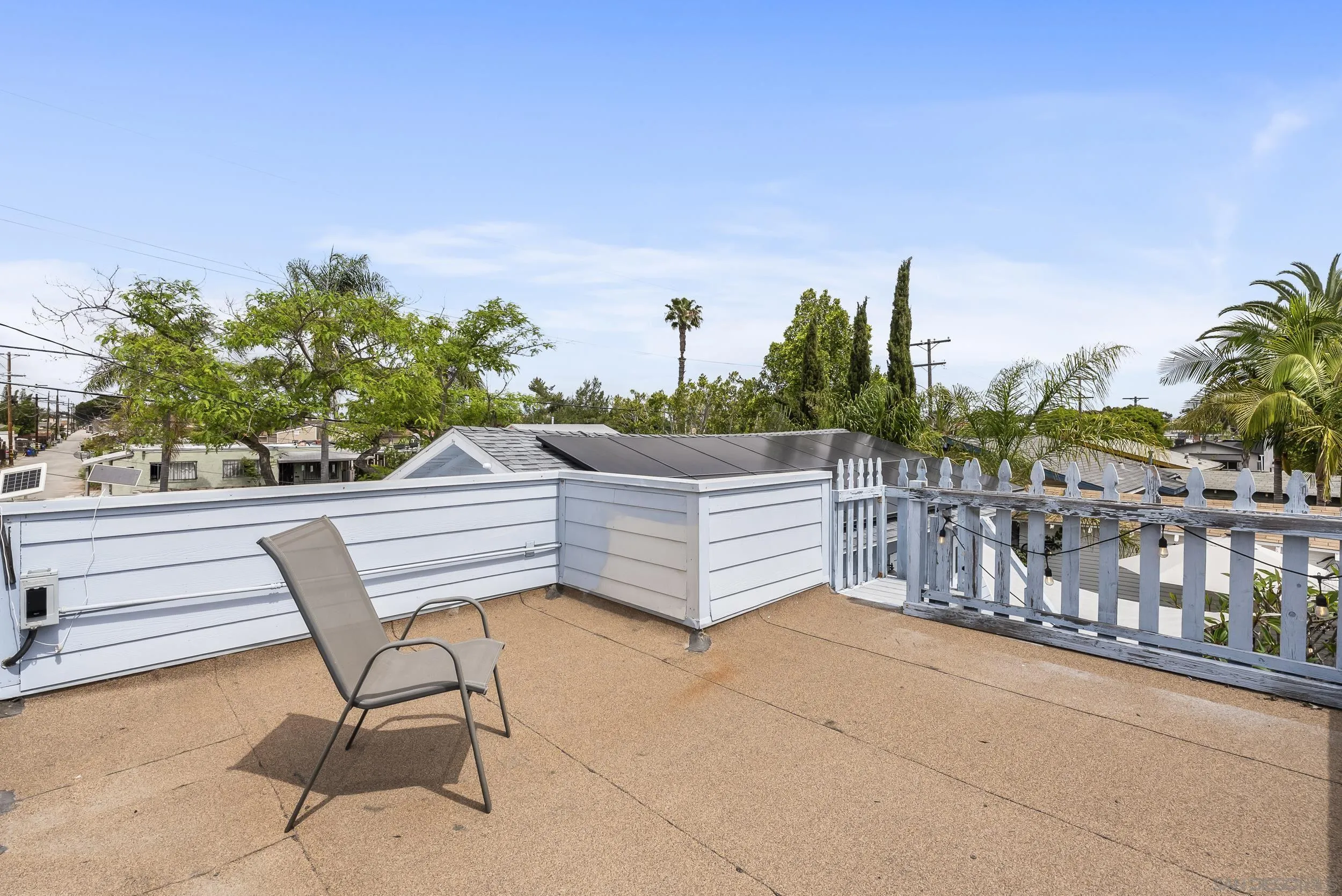 https://cdn.realtyfeed.com/cdn/127/260007825/9a7f2875e8f0a5569543d94bda9c011e.webp