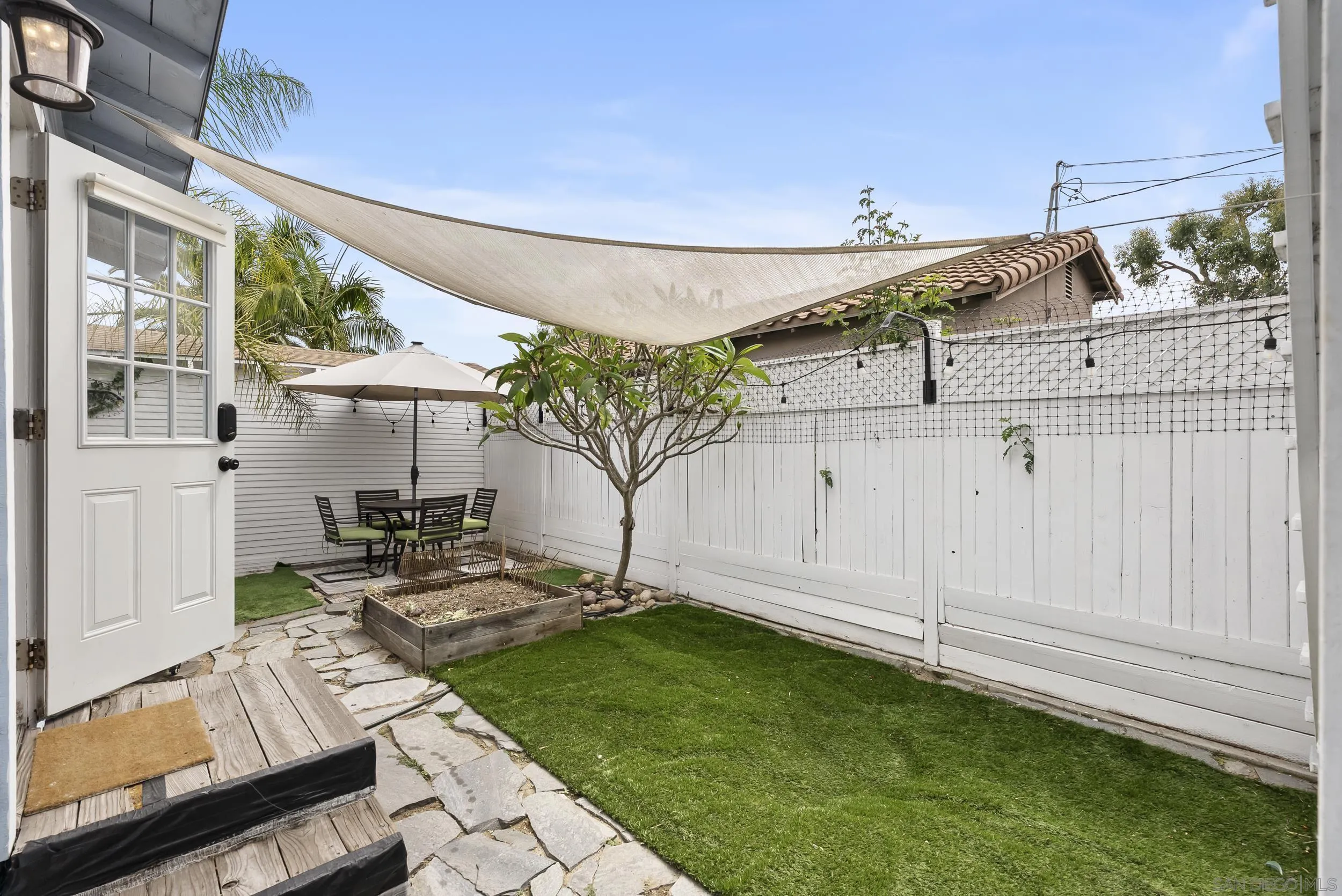 https://cdn.realtyfeed.com/cdn/127/260007825/b736cebb3b3cabc630bb806cdb0a8c93.webp