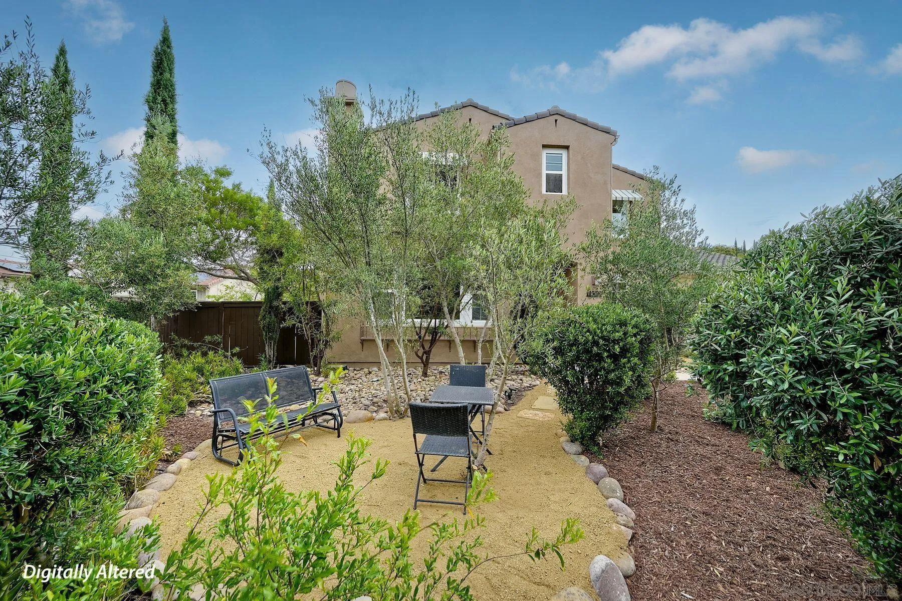 https://cdn.realtyfeed.com/cdn/127/260007830/838dfb8d70a8b37f26118f3c0ace2071.webp