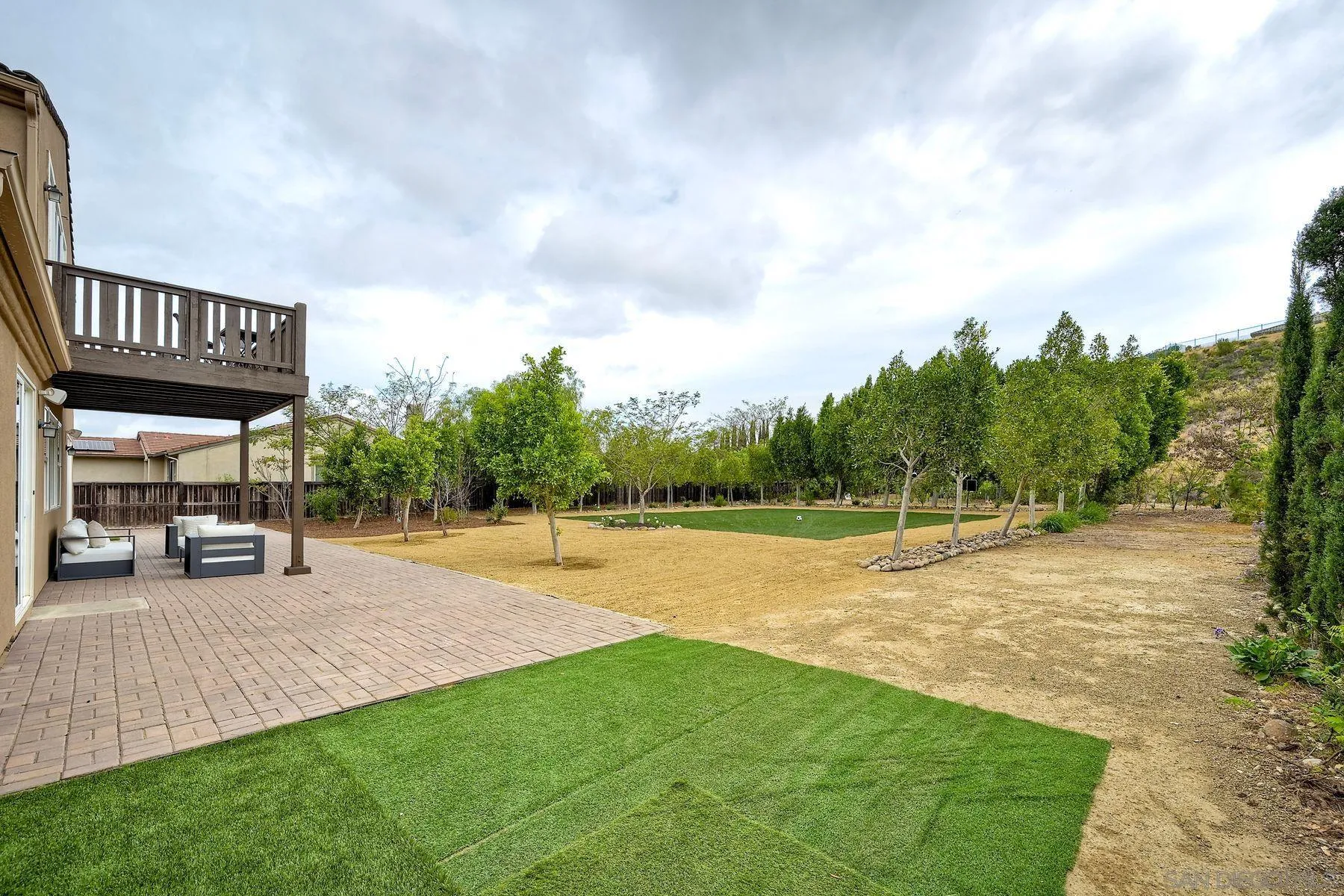 https://cdn.realtyfeed.com/cdn/127/260007830/ed38712047b6fd44a1e1ebd66d68158b.webp