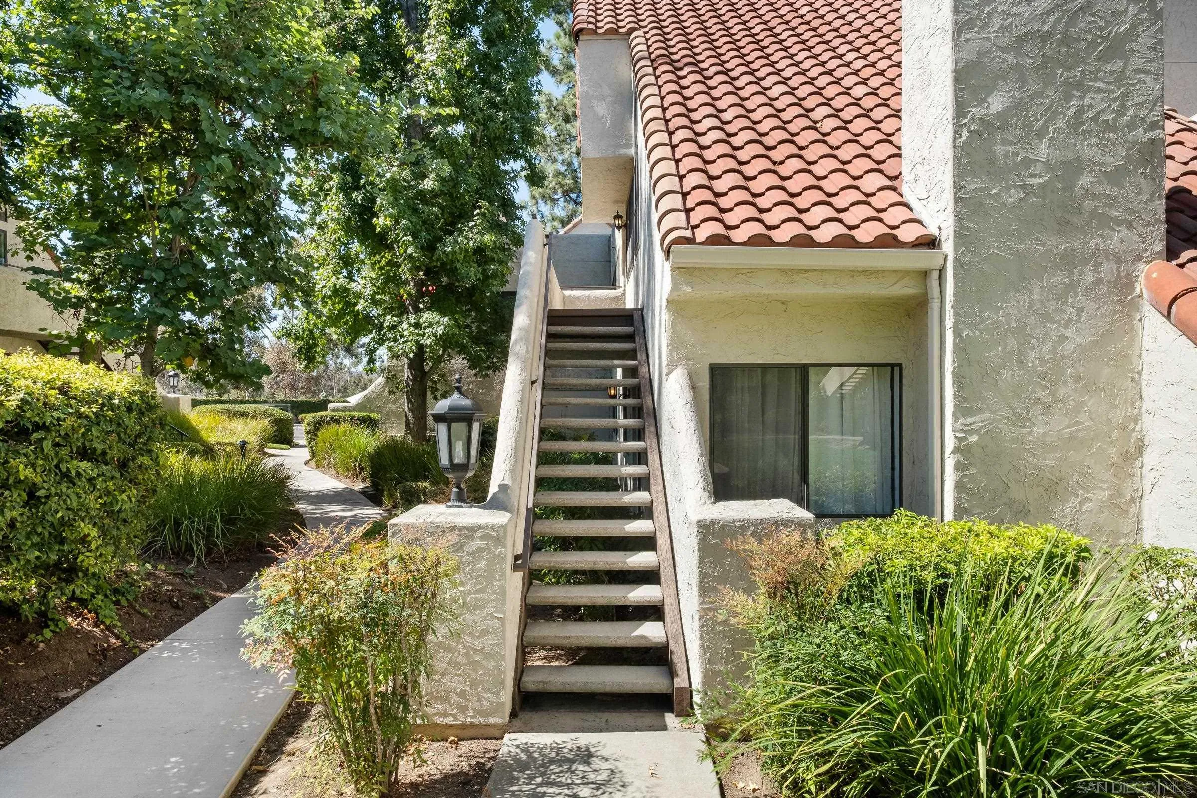 https://cdn.realtyfeed.com/cdn/127/260007833/02606515e5fcf95b669ee93276a248e0.webp