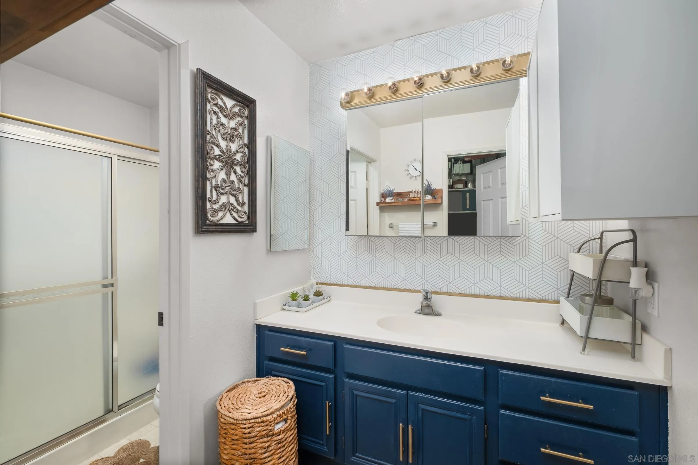 https://cdn.realtyfeed.com/cdn/127/260007833/c278c8f1cac2d5d5193550eba00d3291.webp