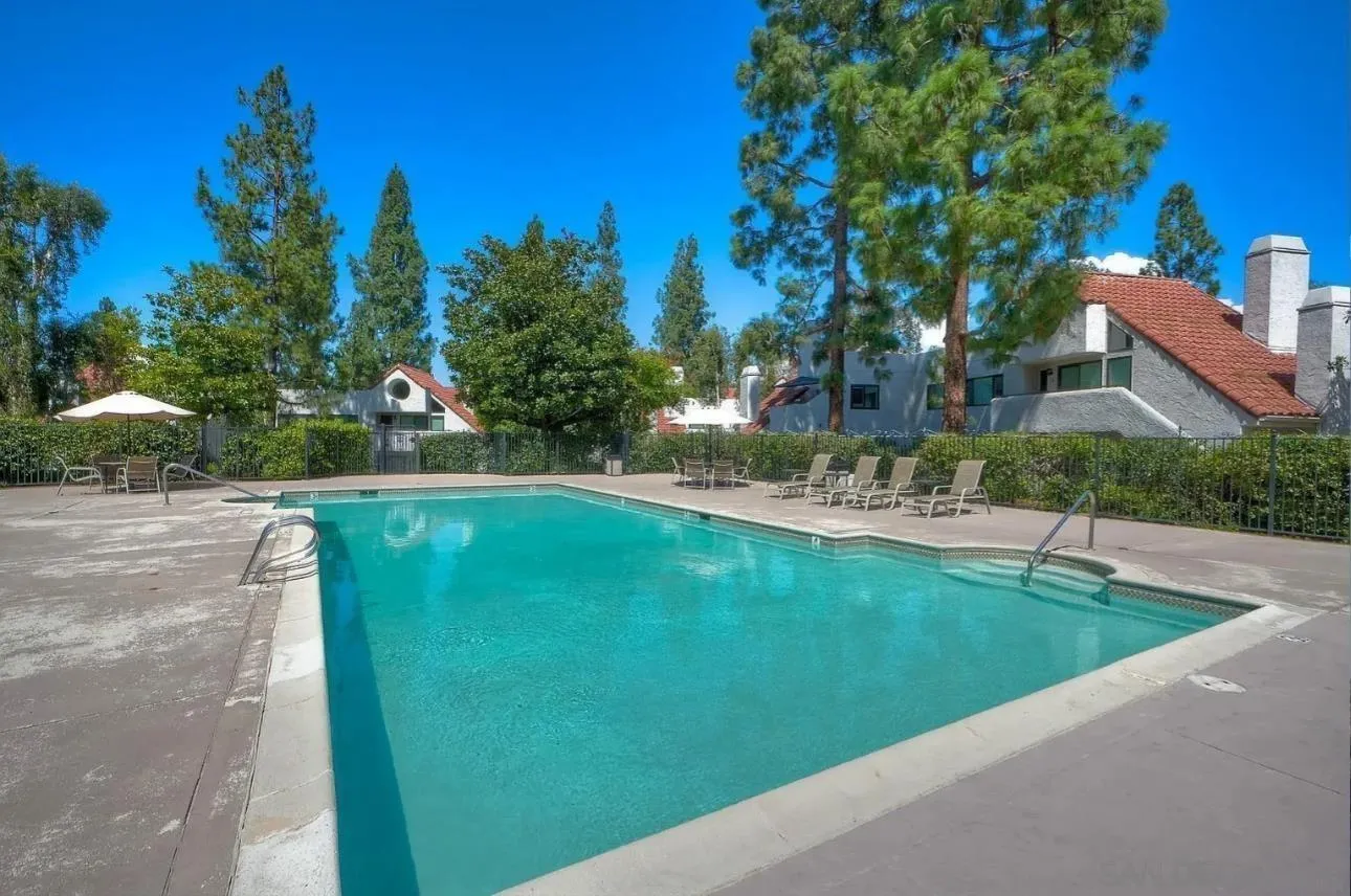 https://cdn.realtyfeed.com/cdn/127/260007833/d98c6a99c8f17cfd8396a25c2d0bb037.webp