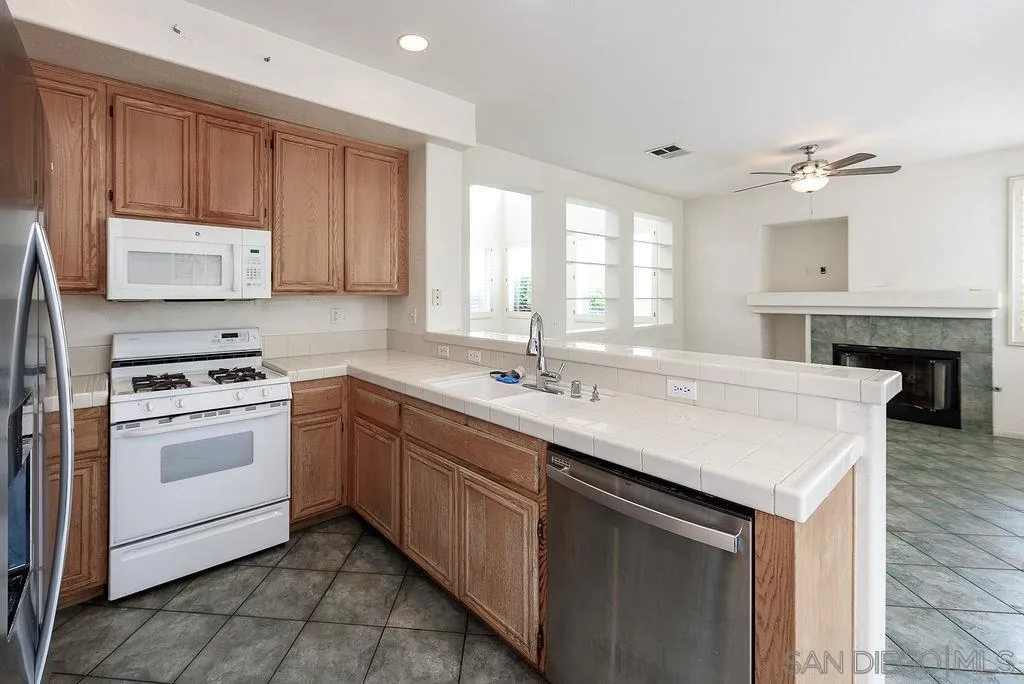 10864 Caminito Arcada, San Diego, CA, 92131
