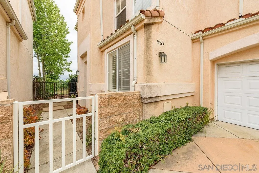 10864 Caminito Arcada, San Diego, CA, 92131