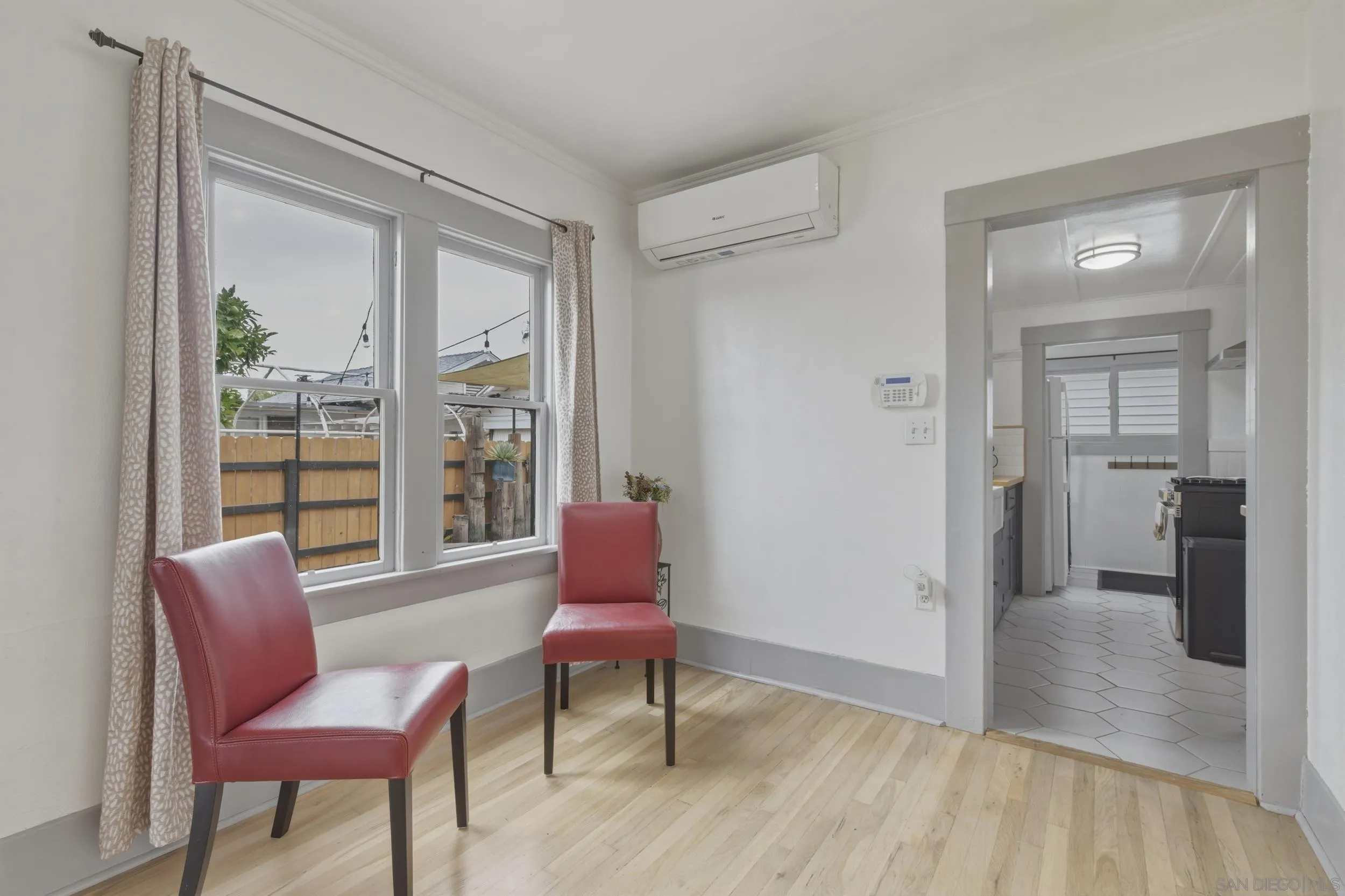 https://cdn.realtyfeed.com/cdn/127/260007840/29ff1372dd186a6d77a6dcd529cd3a0a.webp
