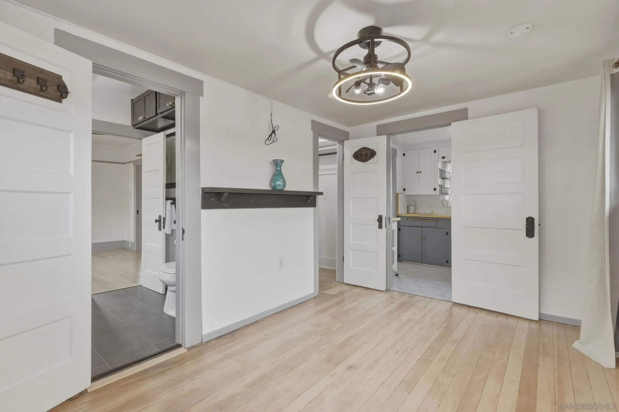 https://cdn.realtyfeed.com/cdn/127/260007840/3416d77b20923e09c8501859fac70cc1.webp