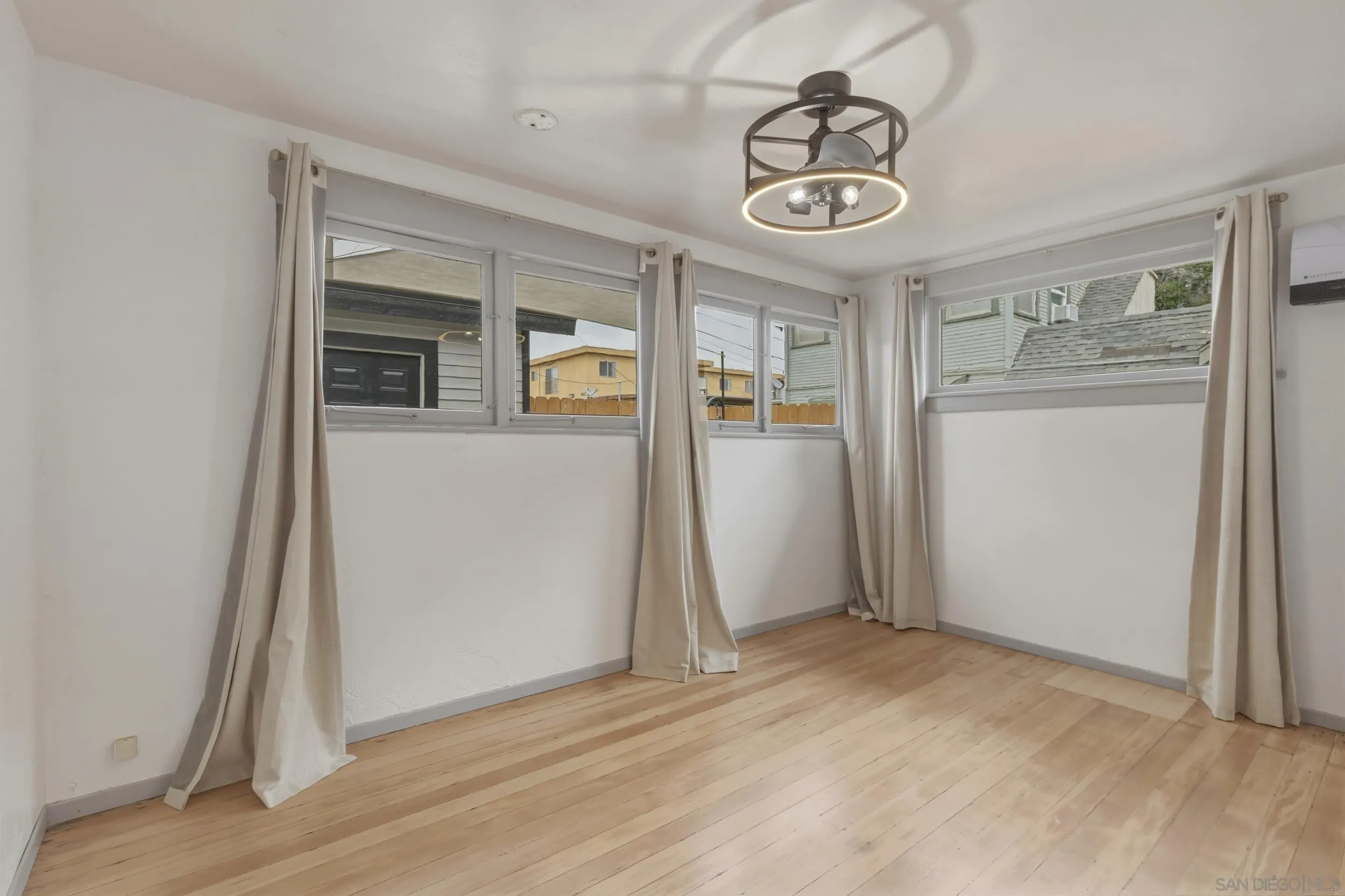 https://cdn.realtyfeed.com/cdn/127/260007840/72c5fa4c038a22b4c9d47ea297b4c92d.webp