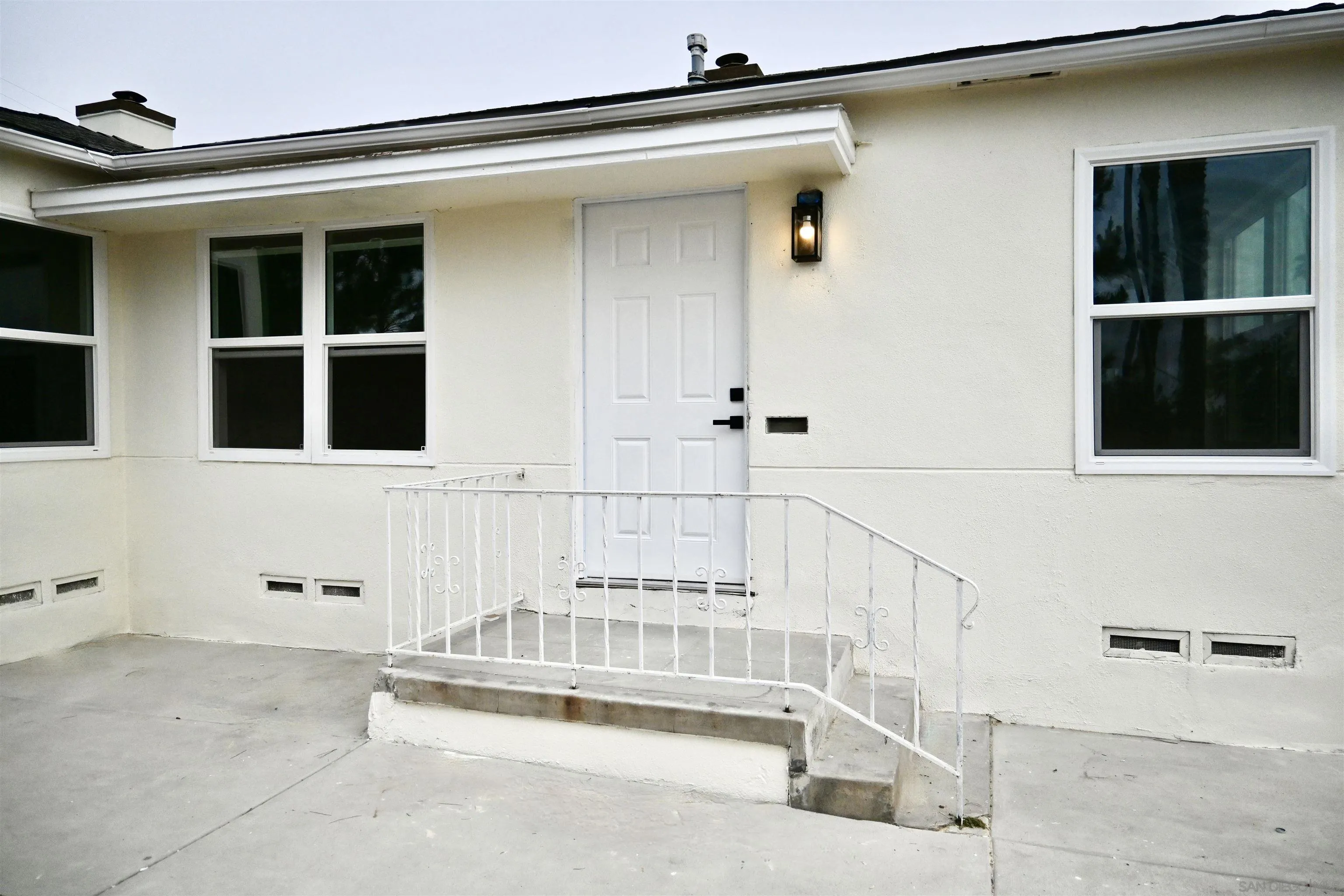 Featured listings
