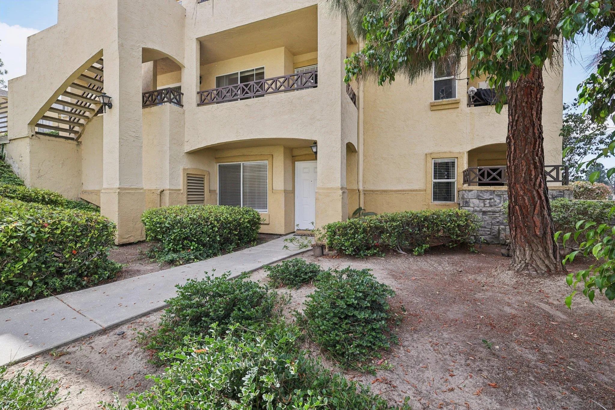 2077 Lakeridge Circle UNIT 104, Chula Vista, CA, 91913