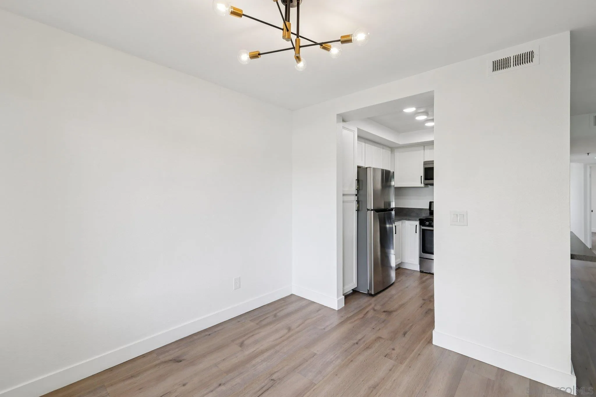 2077 Lakeridge Circle UNIT 104, Chula Vista, CA, 91913