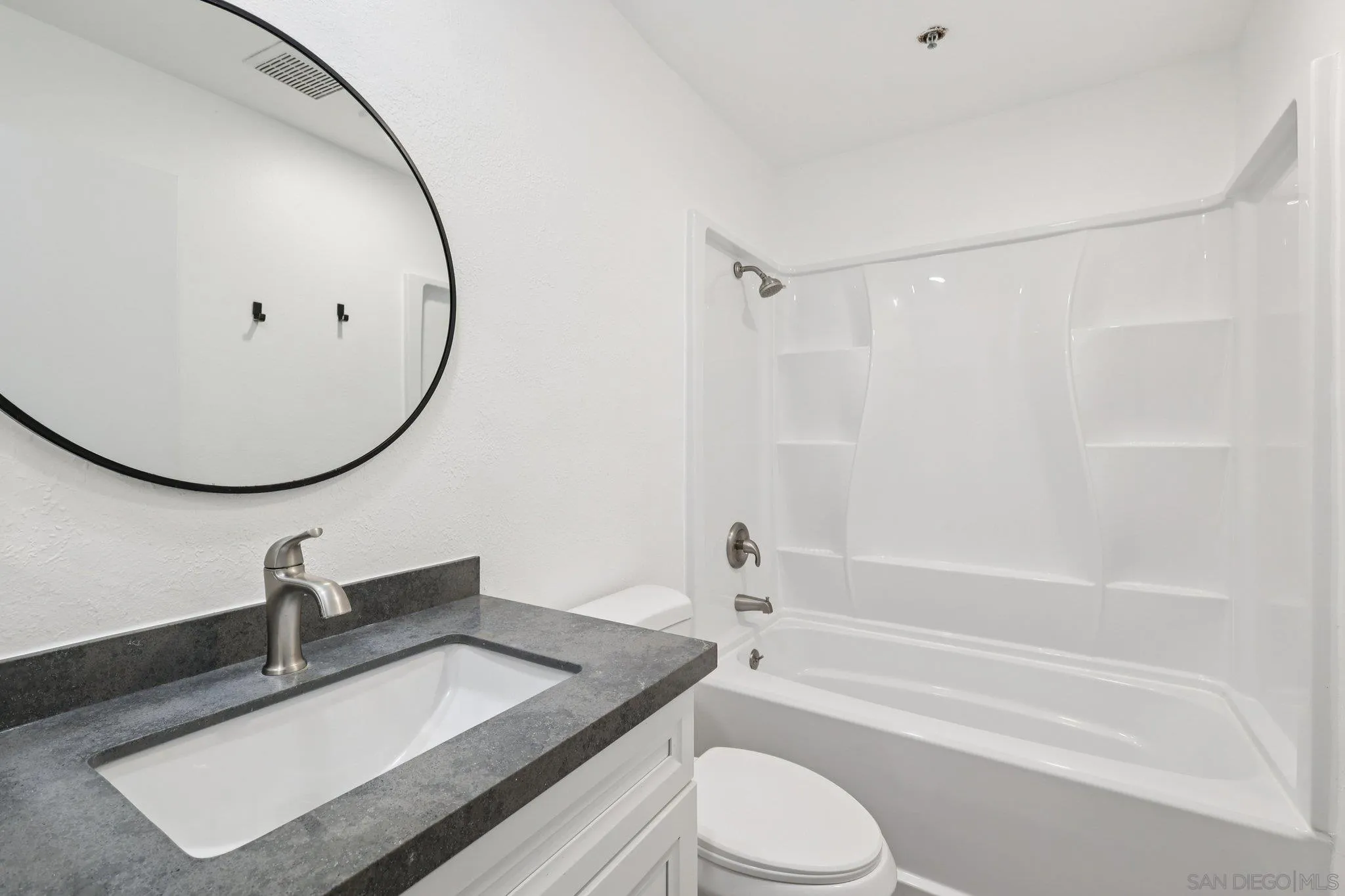 https://cdn.realtyfeed.com/cdn/127/260007849/50a1db3632cf550d122ced11ad3eaa79.webp