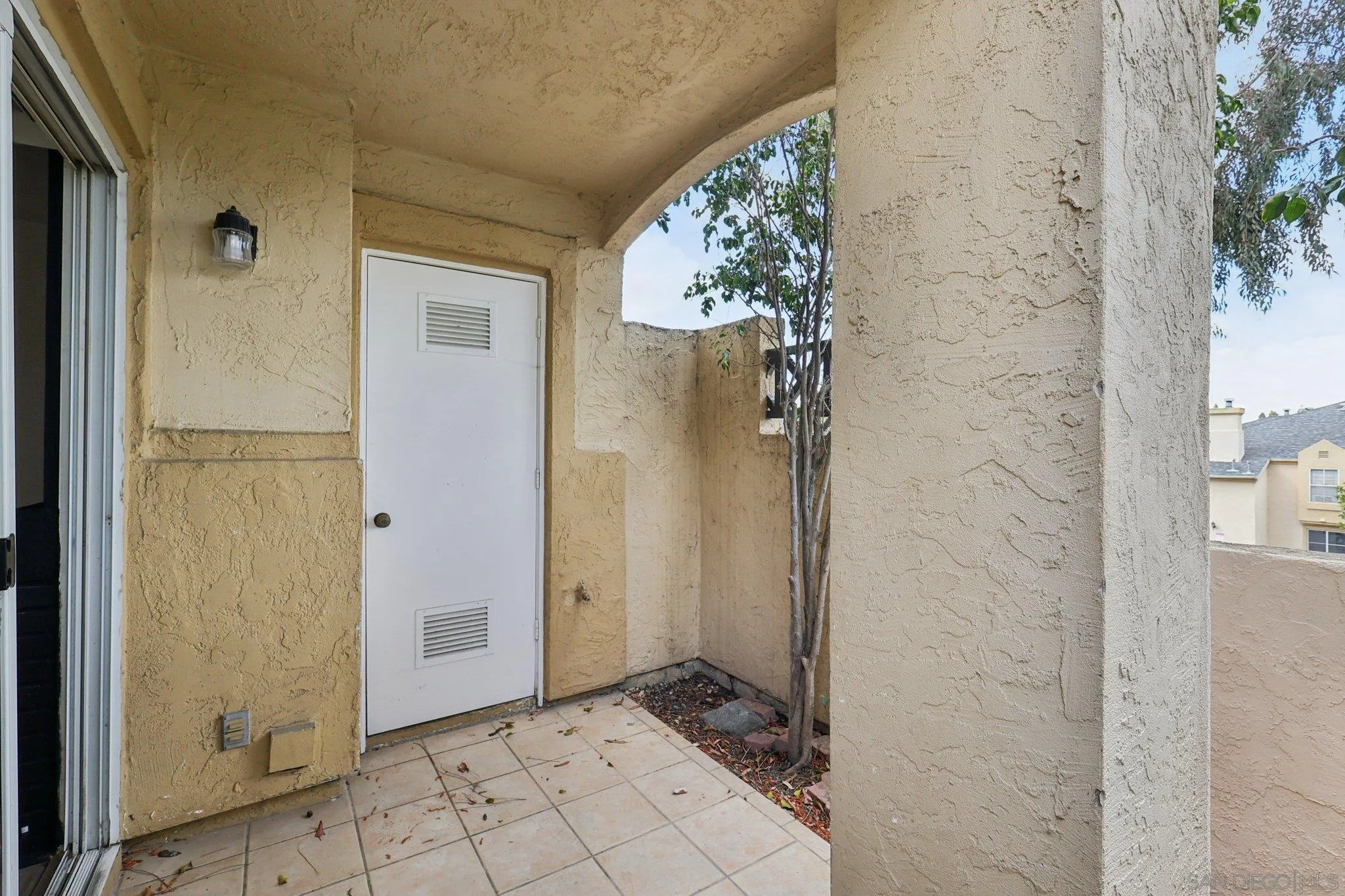 https://cdn.realtyfeed.com/cdn/127/260007849/586b65827d524efbbca3e6ee5b33c24c.webp
