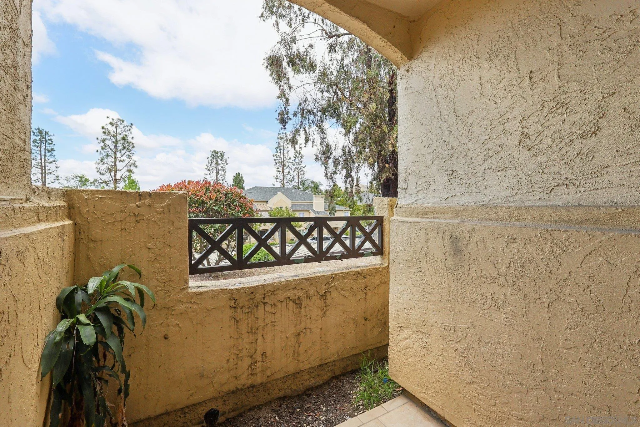 https://cdn.realtyfeed.com/cdn/127/260007849/6baf9ead94aba9861fa6baf1835af10f.webp
