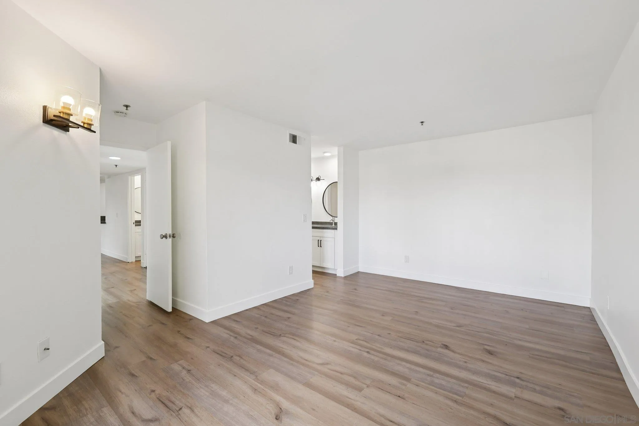 2077 Lakeridge Circle UNIT 104, Chula Vista, CA, 91913