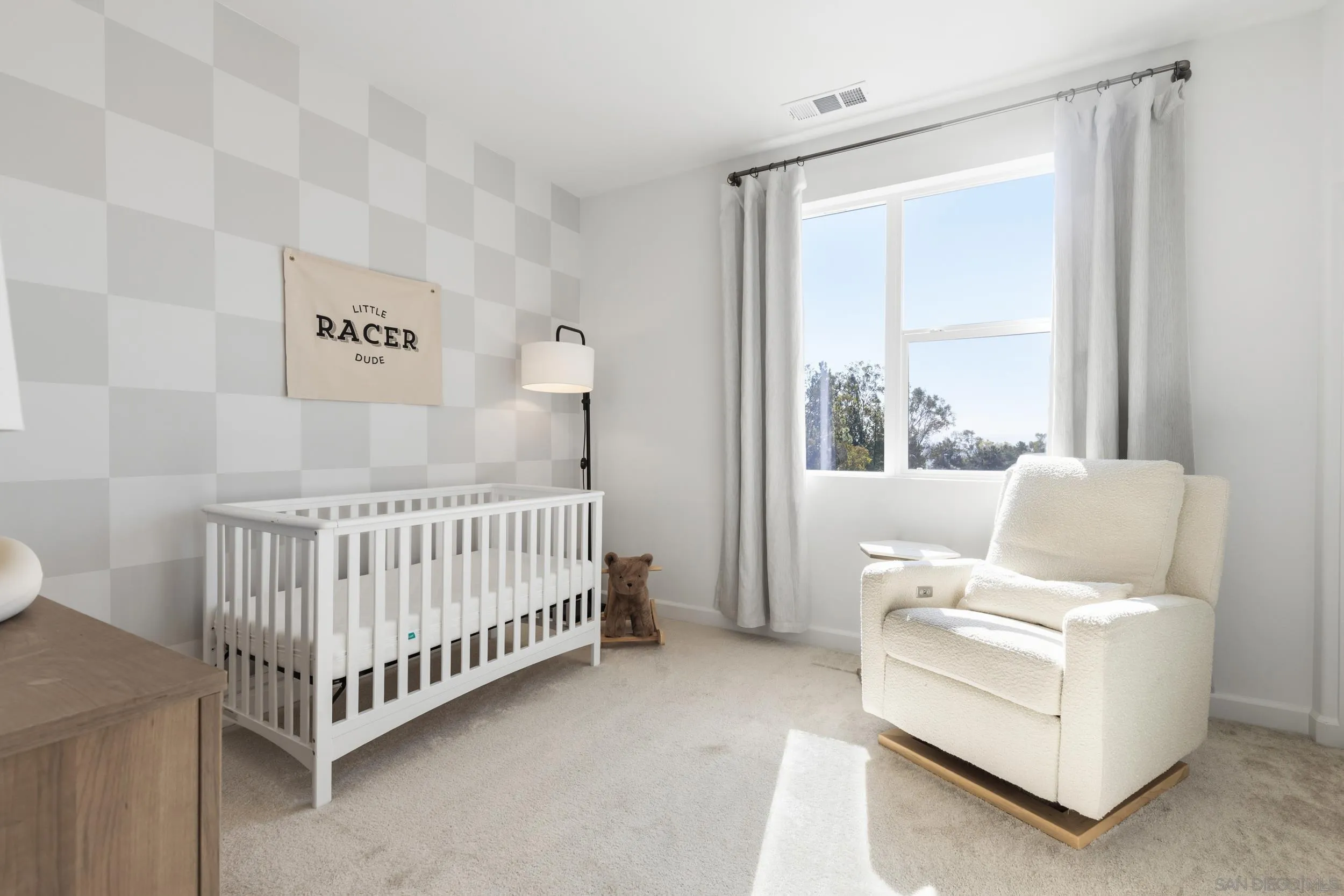 Photo #17: 260007851 Listing: Photo #17