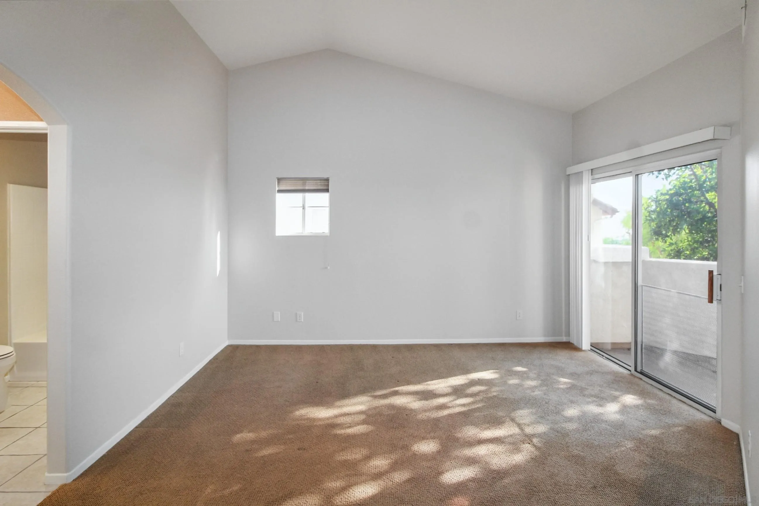Photo #23: 260007857 Listing: Photo #23