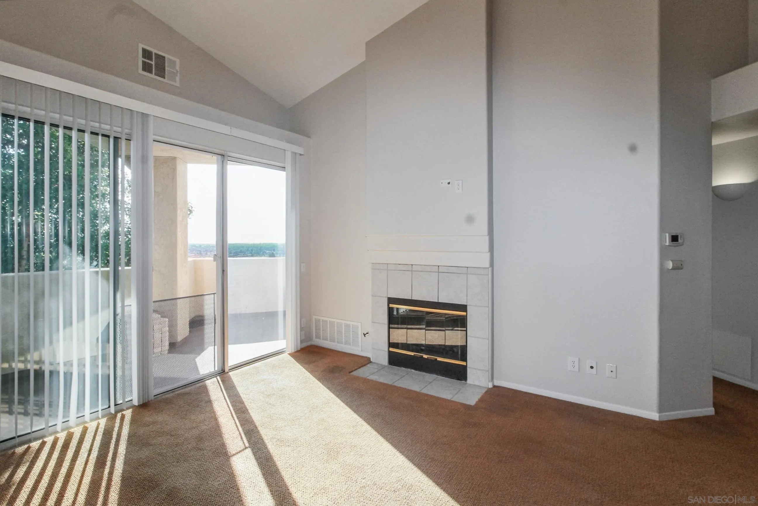 Photo #10: 260007857 Listing: Photo #10