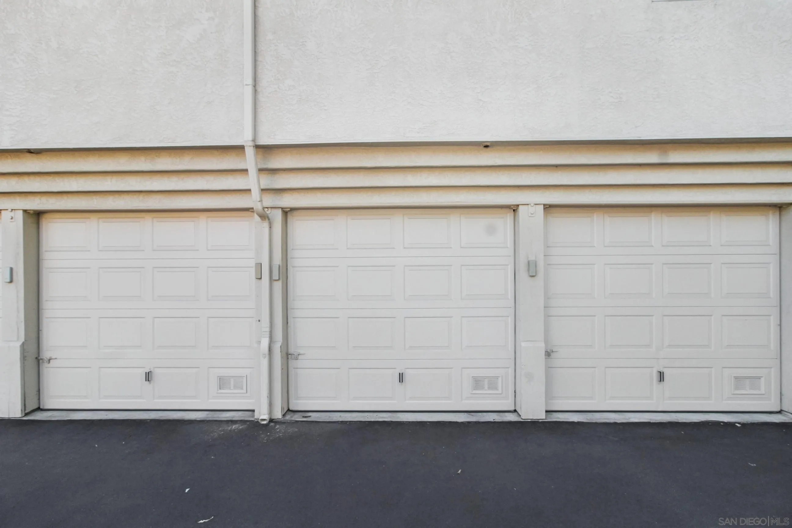 Photo #32: 260007857 Listing: Photo #32