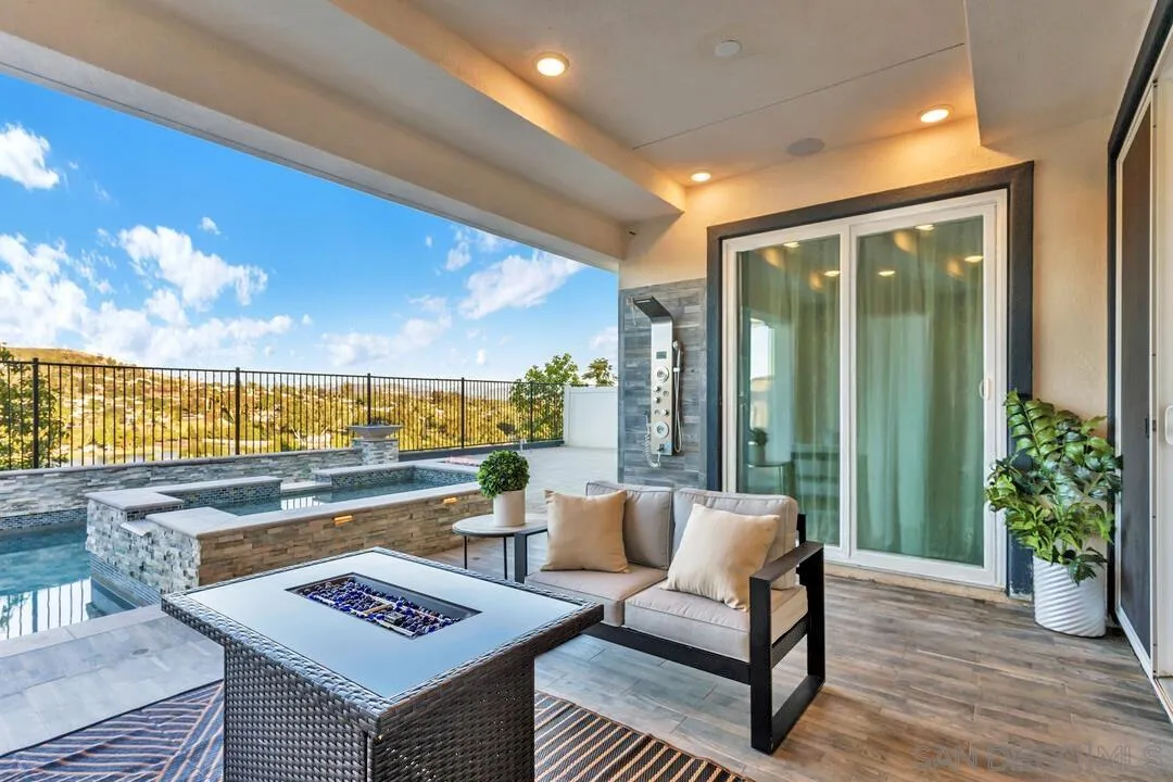 8989 Trailridge Ave, Santee, CA, 92071