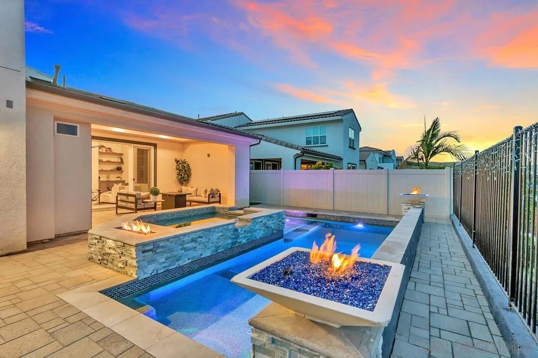 8989 Trailridge Ave, Santee, CA, 92071