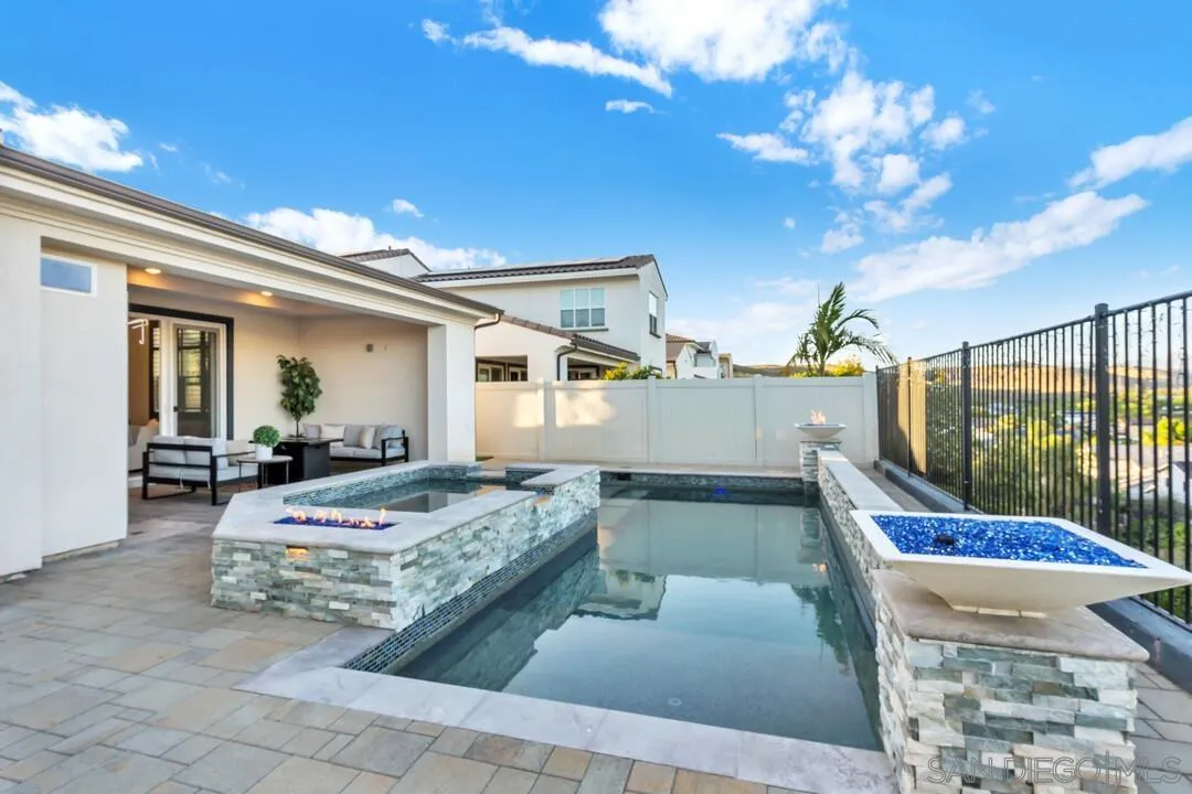 8989 Trailridge Ave, Santee, CA, 92071