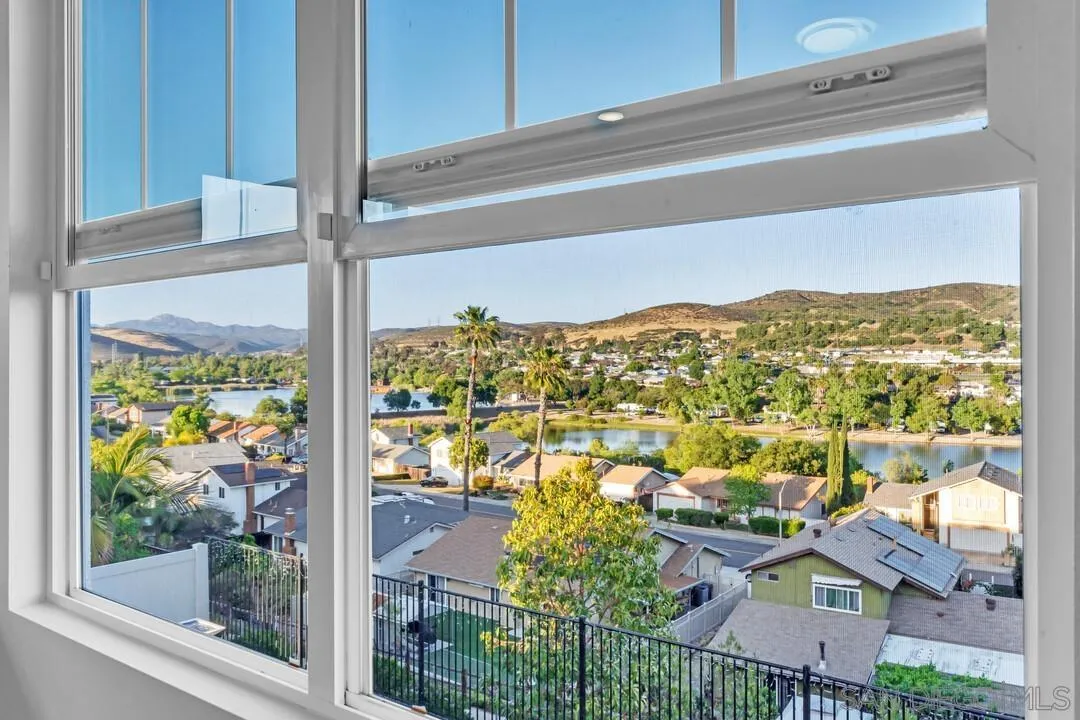 8989 Trailridge Ave, Santee, CA, 92071
