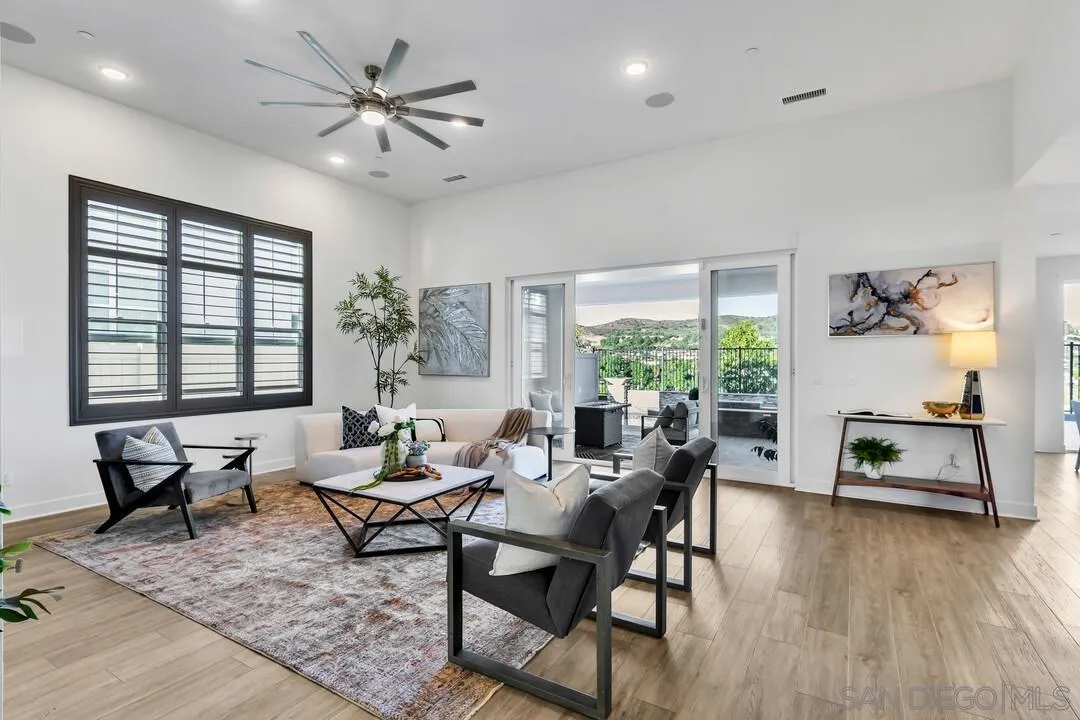 8989 Trailridge Ave, Santee, CA, 92071