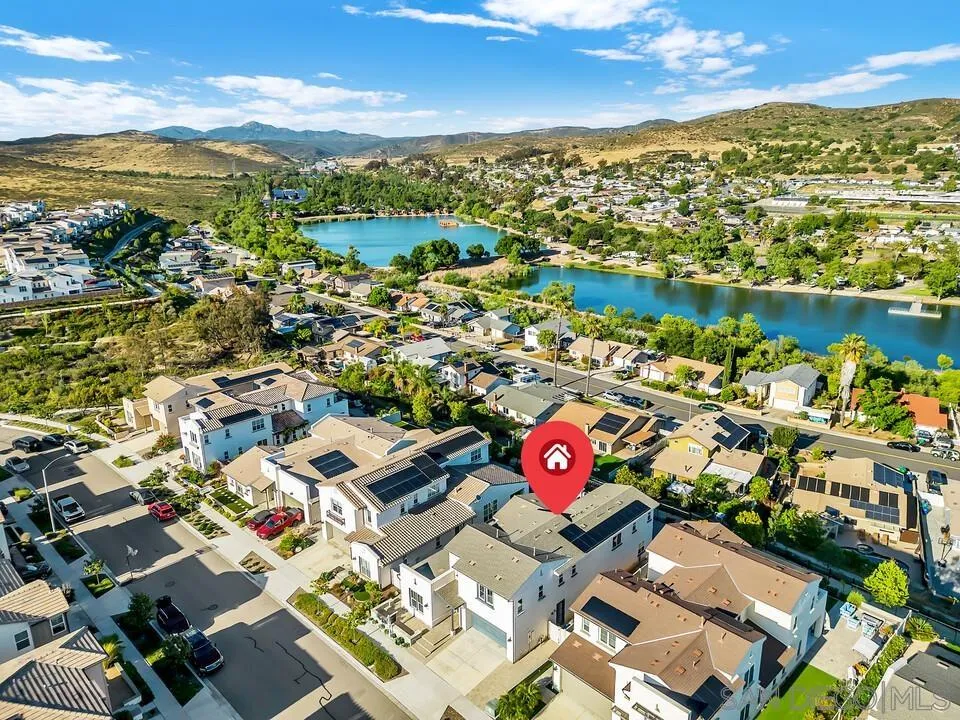 8989 Trailridge Ave, Santee, CA, 92071