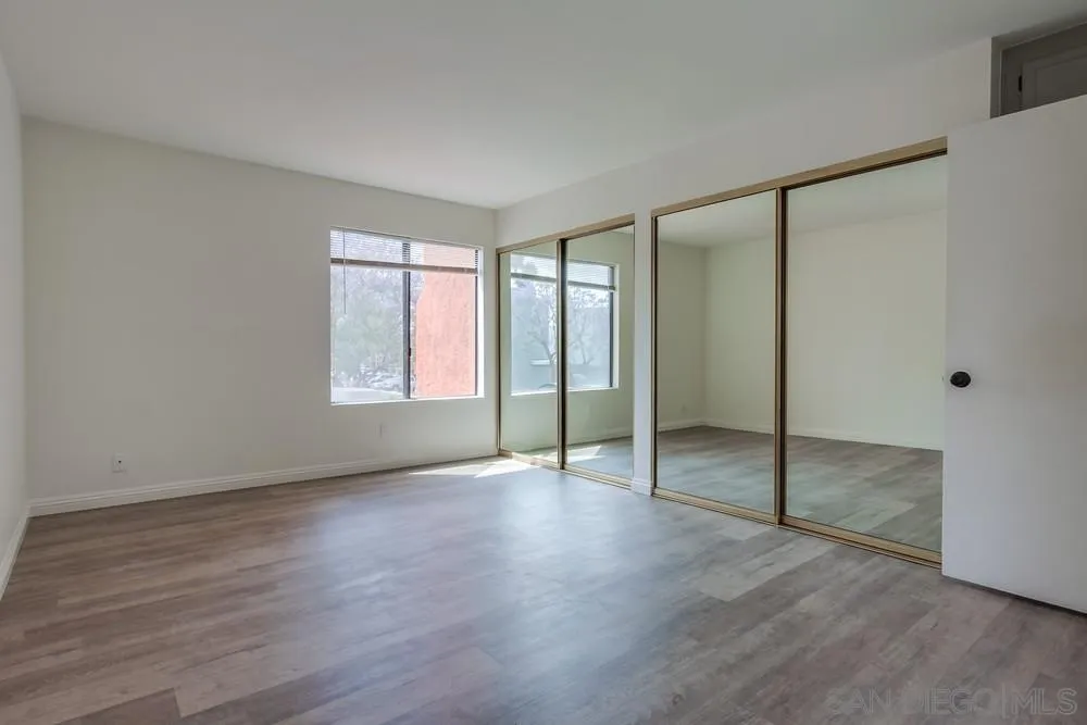 Photo #7: 260007868 Listing: Photo #7