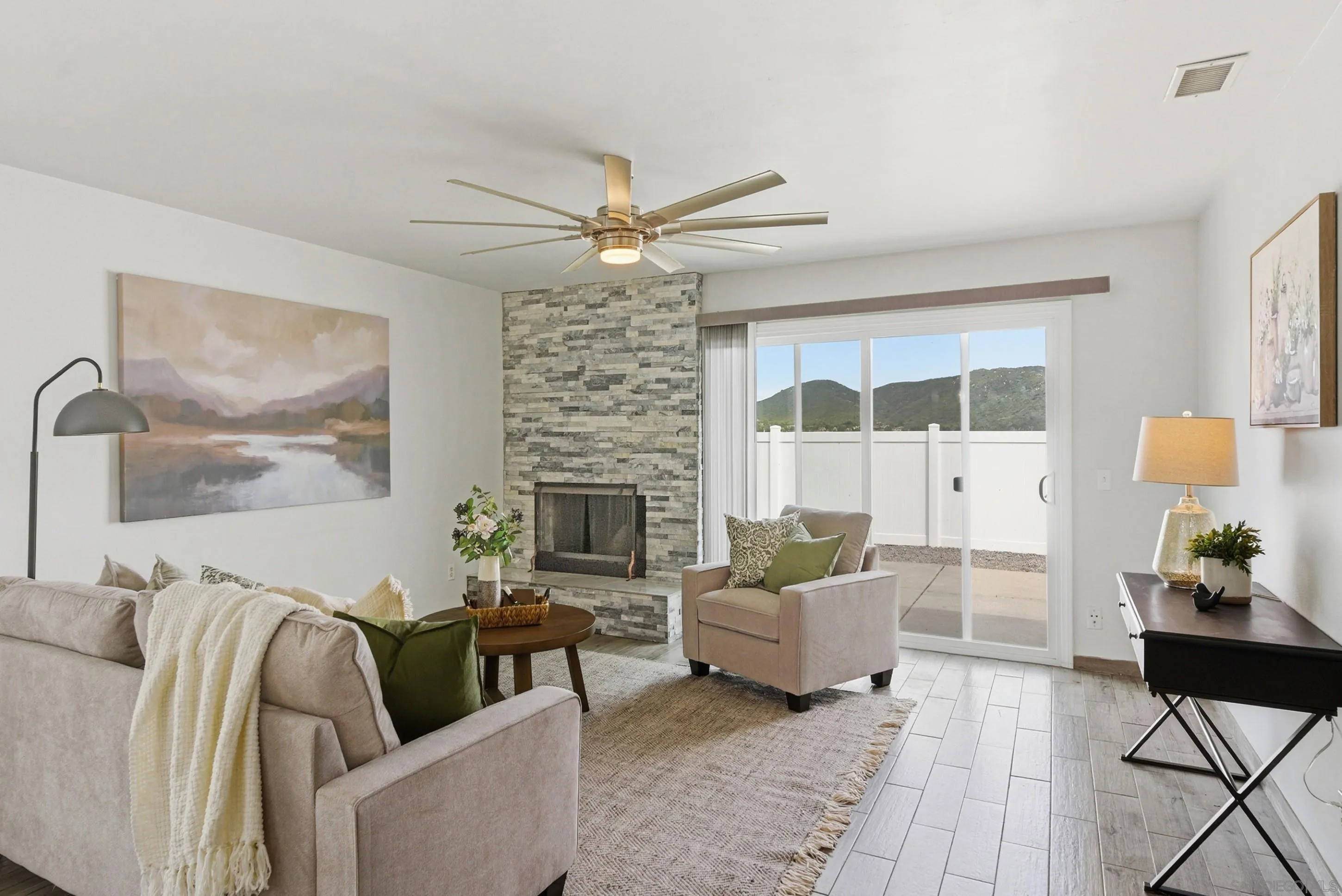 https://cdn.realtyfeed.com/cdn/127/260007870/e5ccf53ddd5c41eb2517dd07005cdbea.webp
