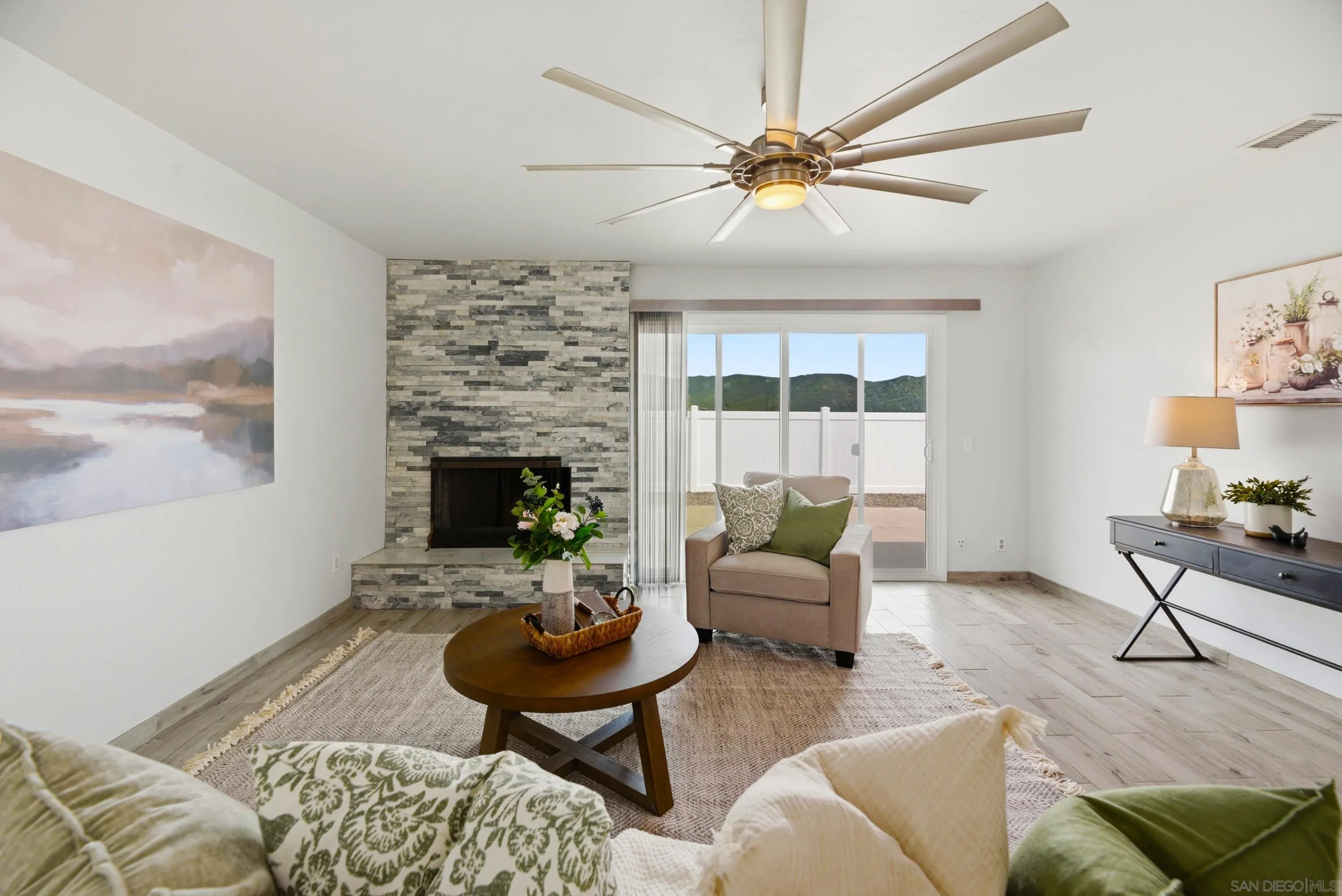 https://cdn.realtyfeed.com/cdn/127/260007870/f3bb03977bcde7fdb22f1b2075365e42.webp
