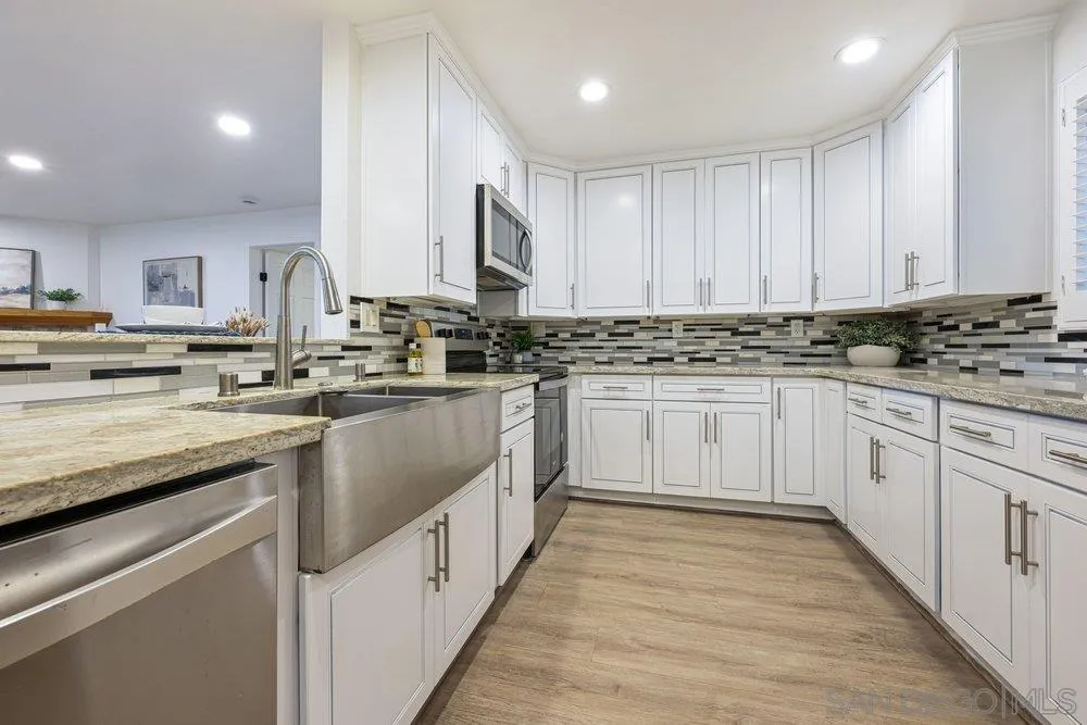 Photo #7: 260007871 Listing: Photo #7
