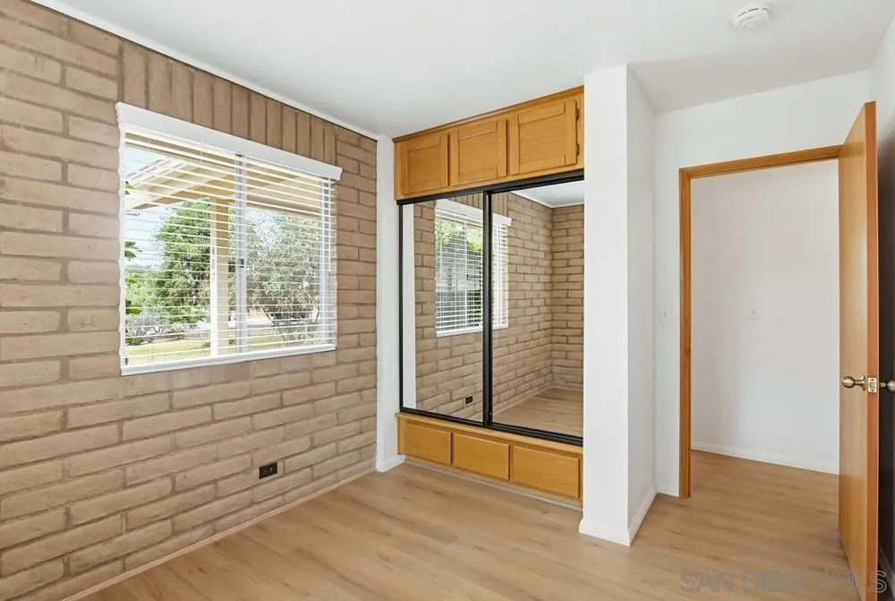 https://cdn.realtyfeed.com/cdn/127/260007873/58107a4cee85426f127cb73a9c31d10a.webp