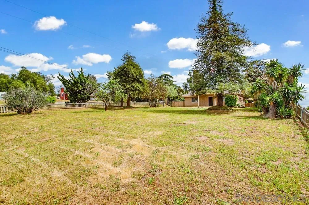 https://cdn.realtyfeed.com/cdn/127/260007873/71e7b62a5943d6df08a3af8401d339cb.webp