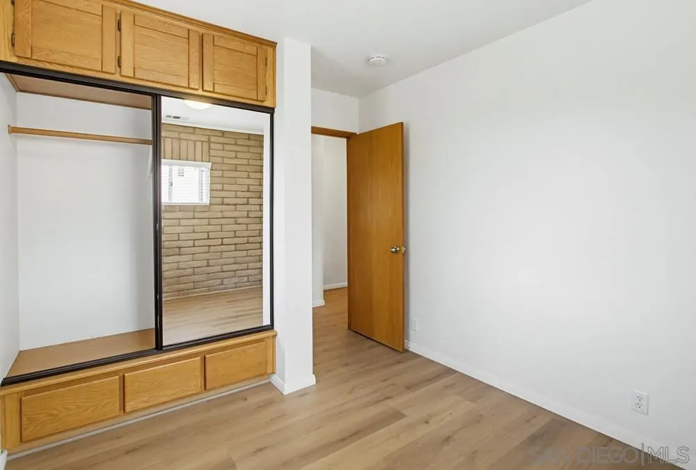 https://cdn.realtyfeed.com/cdn/127/260007873/79b8750662f9ff1ee00205b8c3fb1a9b.webp