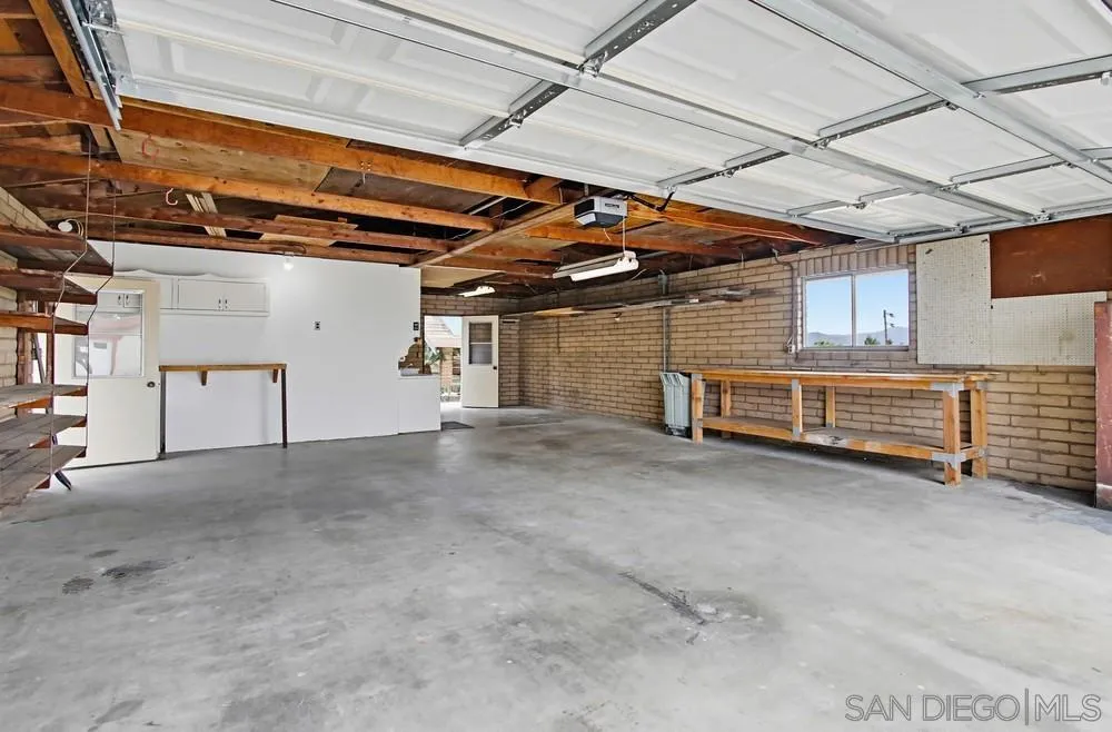 https://cdn.realtyfeed.com/cdn/127/260007873/fa80f8c37163b1b7275228b171396878.webp