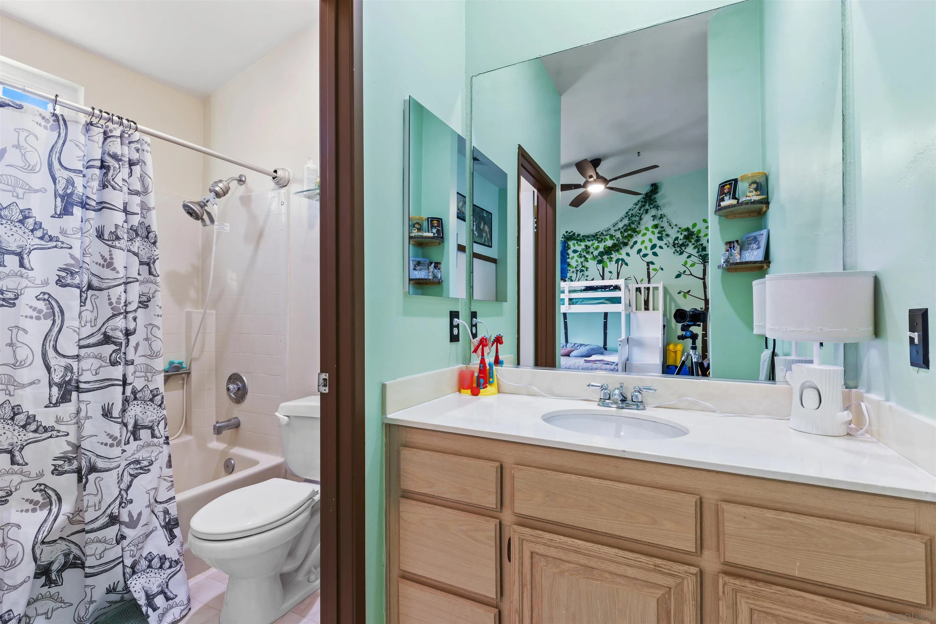 Photo #11: 260007874 Listing: Photo #11