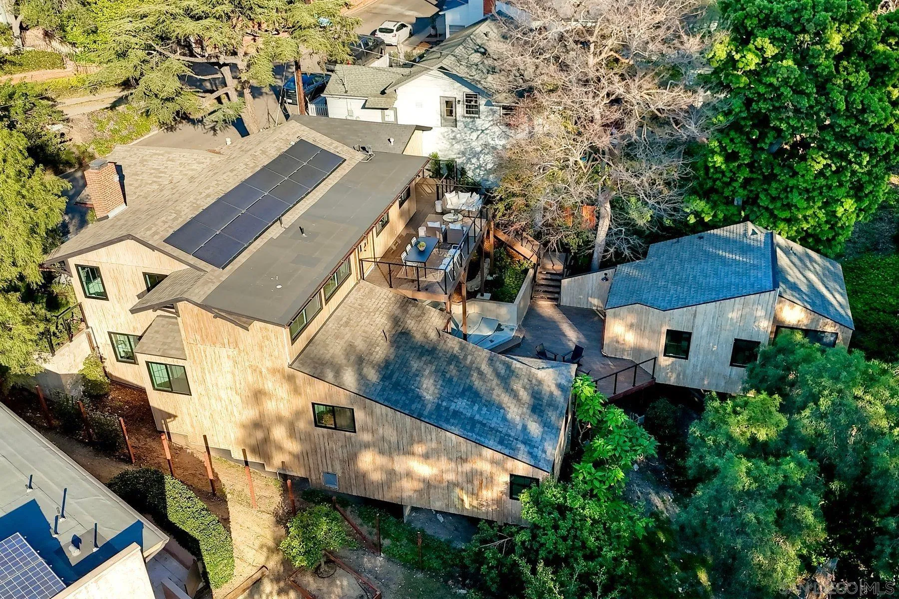 https://cdn.realtyfeed.com/cdn/127/260007875/4b1a7bed0de204bc01b3927bbed3eff2.webp