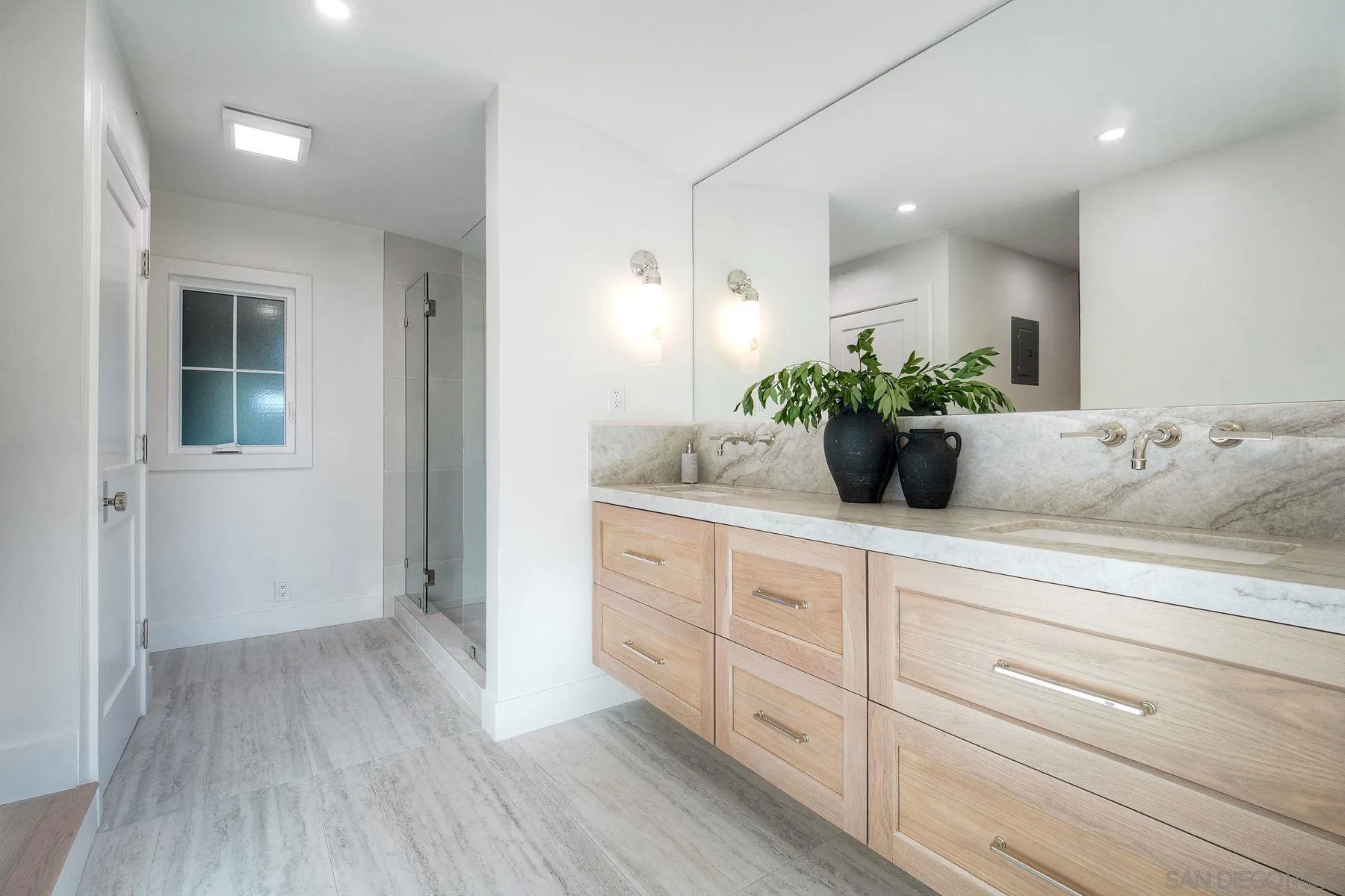https://cdn.realtyfeed.com/cdn/127/260007875/5f3729e322d88ec699b8686f2c9fe42a.webp