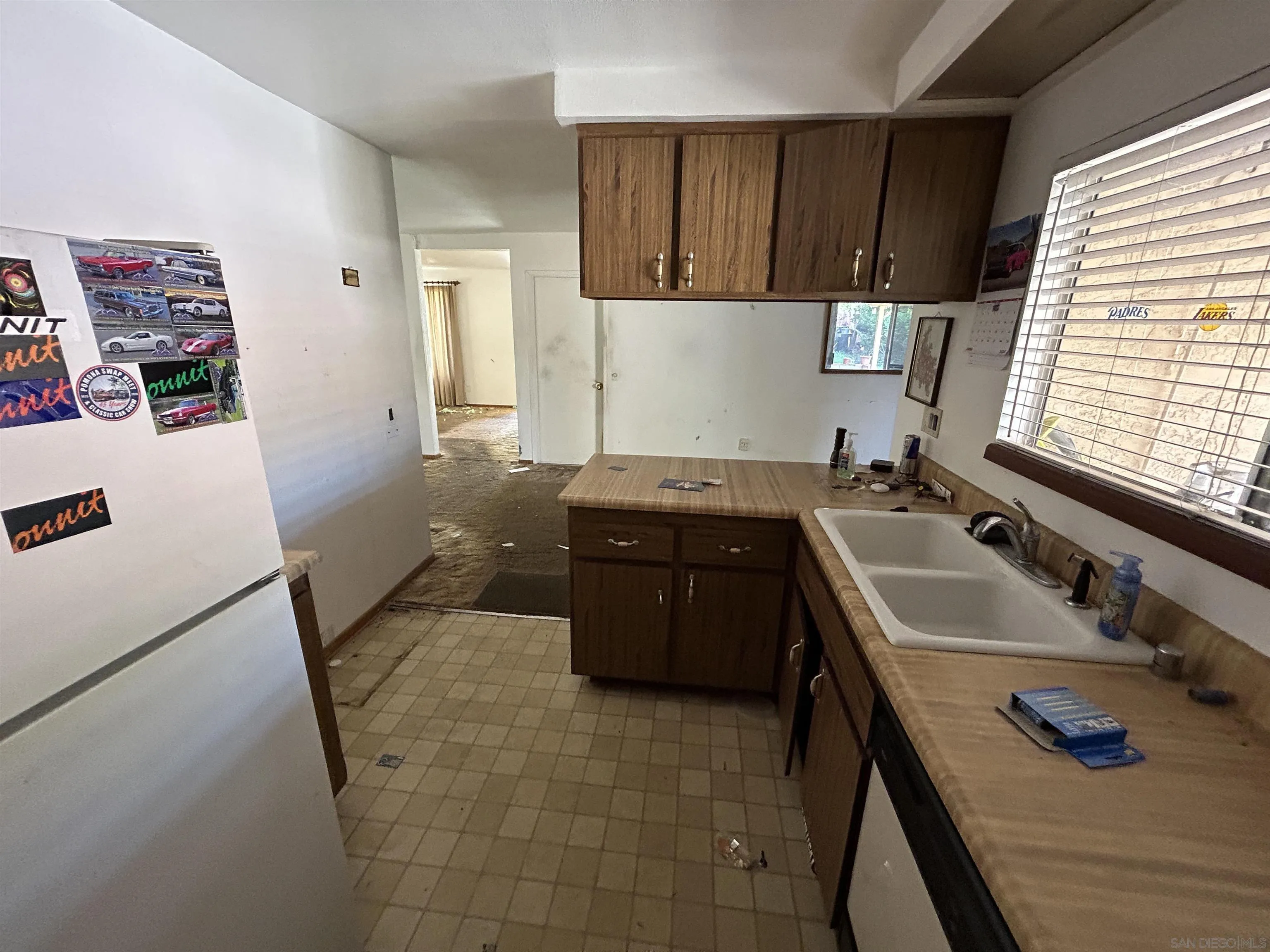 https://cdn.realtyfeed.com/cdn/127/260007884/4422dd35051c2b24ba9f35ec327bb979.webp
