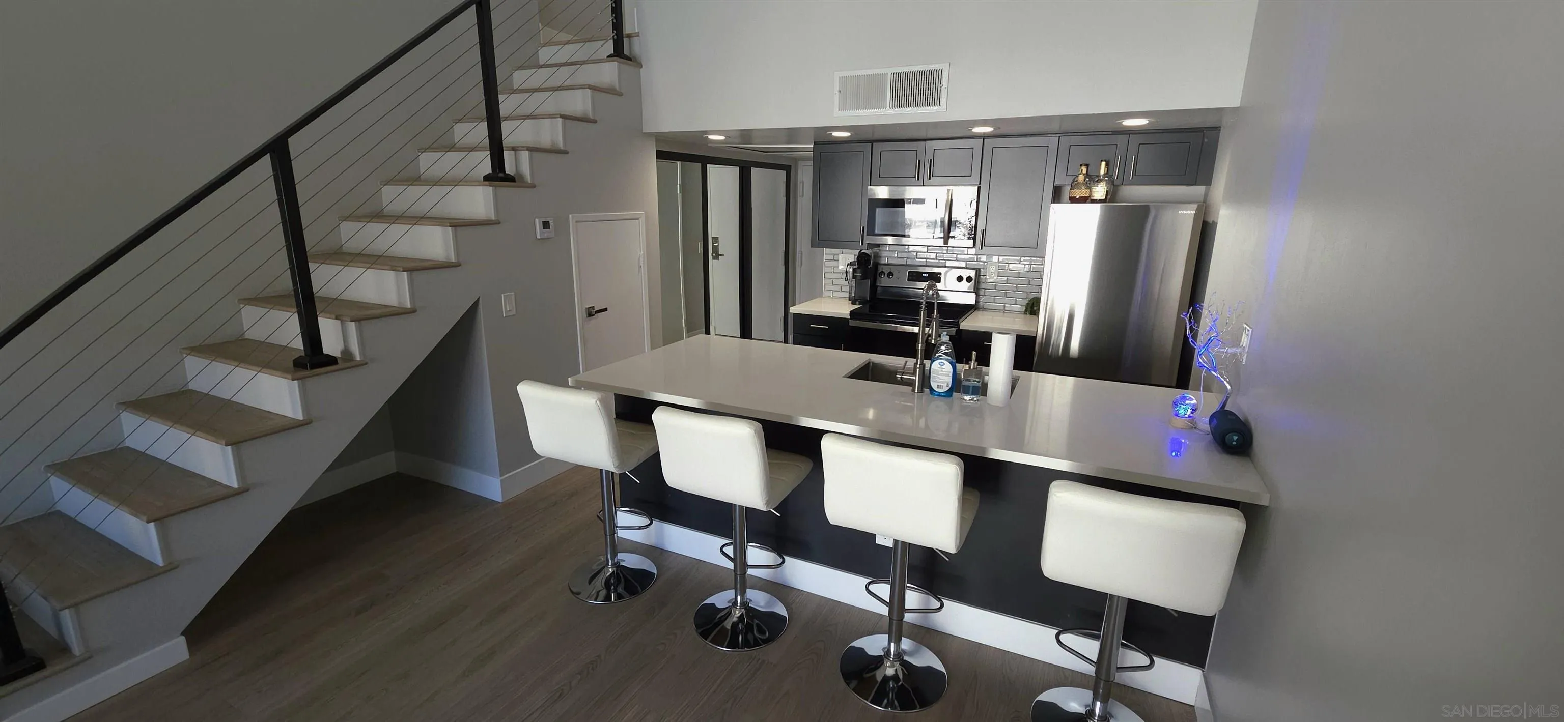 https://cdn.realtyfeed.com/cdn/127/260007888/2f17c2173315ed1272cf513888d79a3a.webp