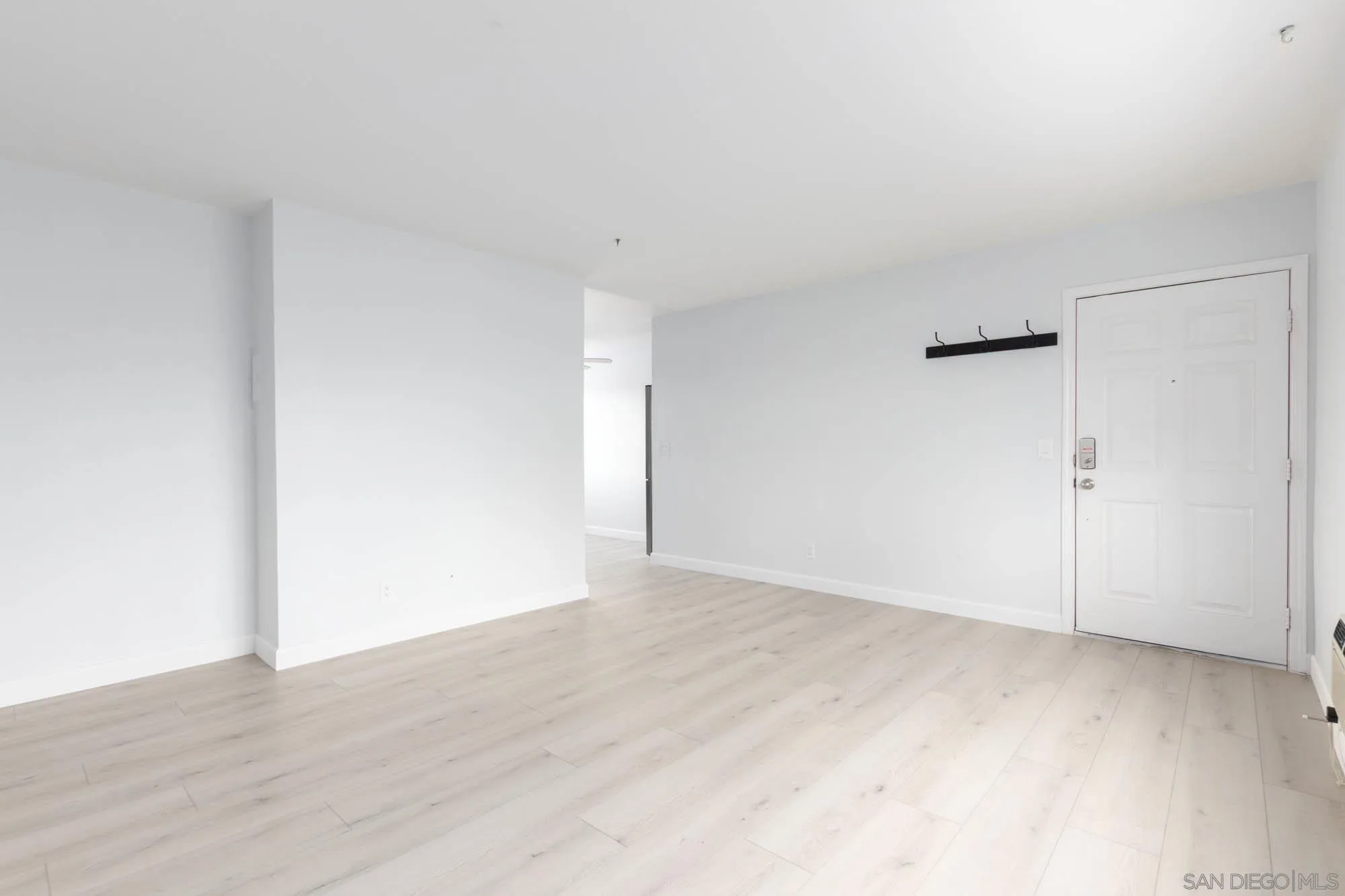 https://cdn.realtyfeed.com/cdn/127/260007891/f0d8e162dbc1d53c5865f10a91541fad.webp
