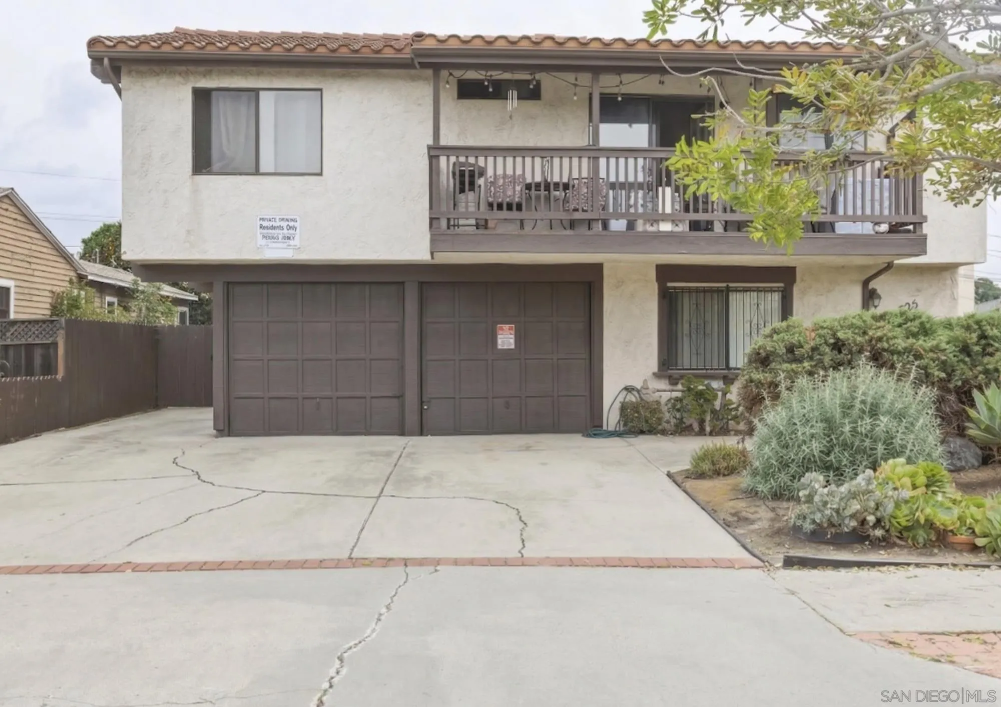 Photo #2: 260007895 Listing: Photo #2
