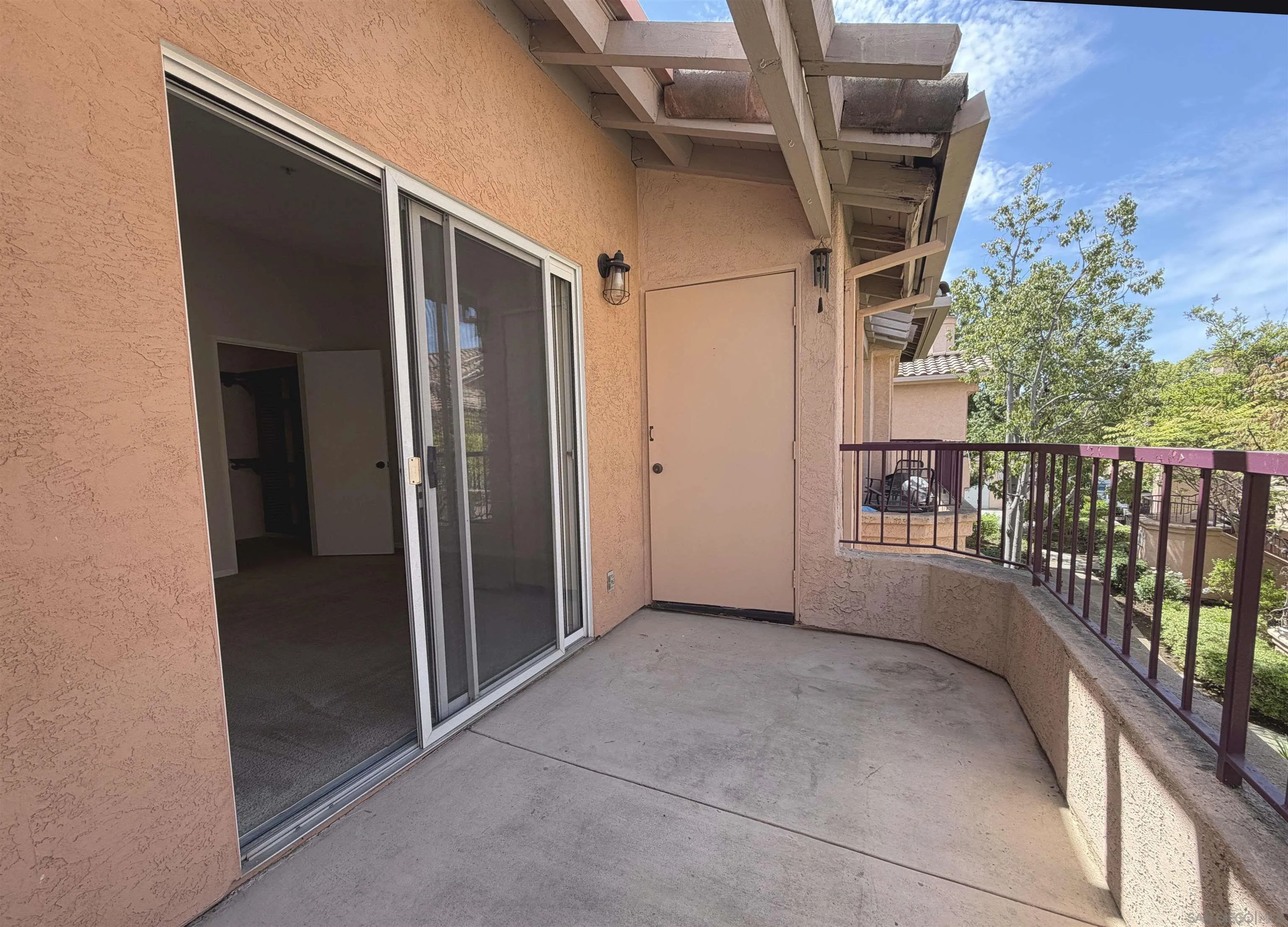 https://cdn.realtyfeed.com/cdn/127/260007900/413f7e61004b978bb51f17982981be58.webp