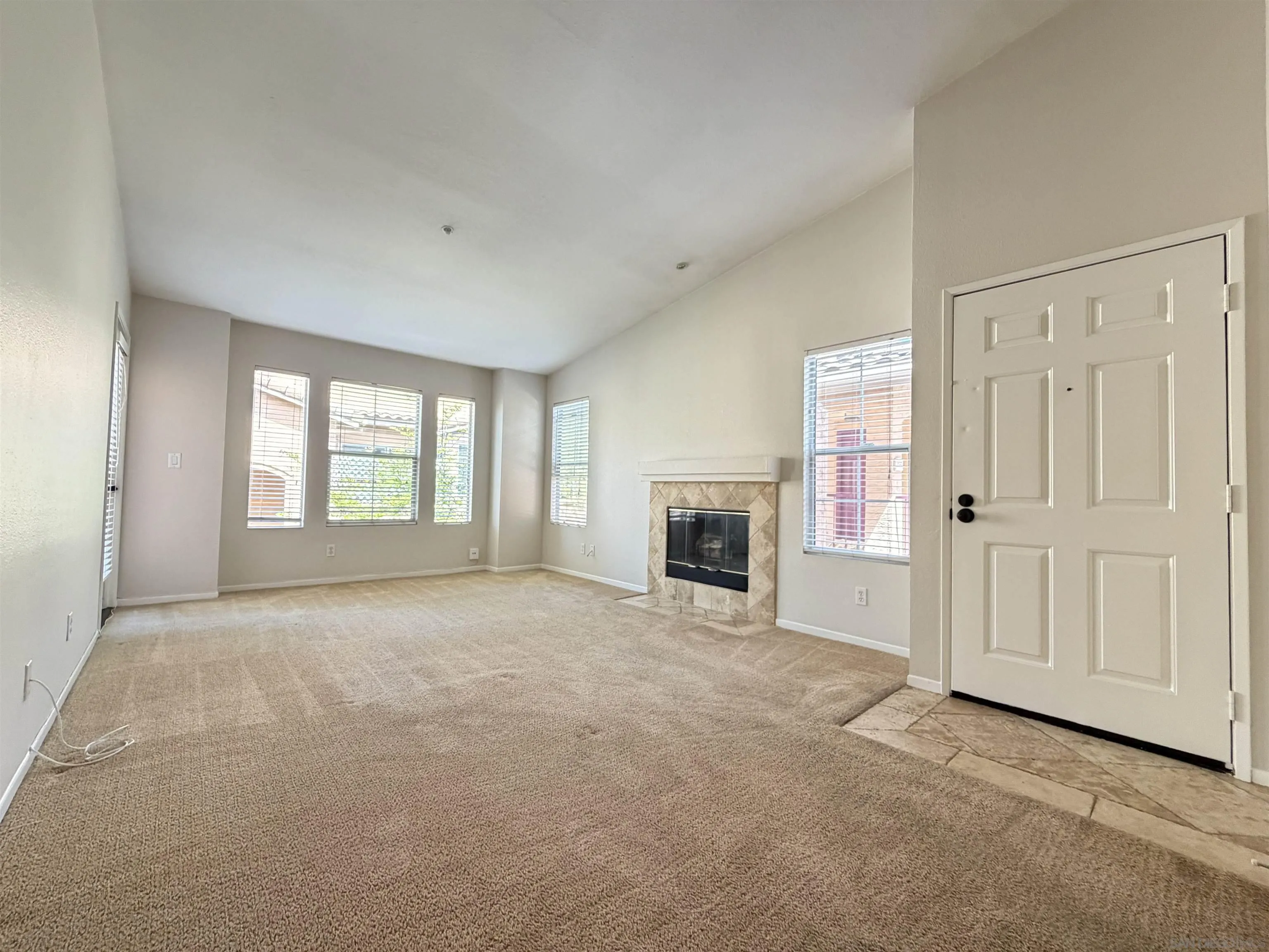 https://cdn.realtyfeed.com/cdn/127/260007900/9f352051e325fc252c4a6a76589d70e5.webp