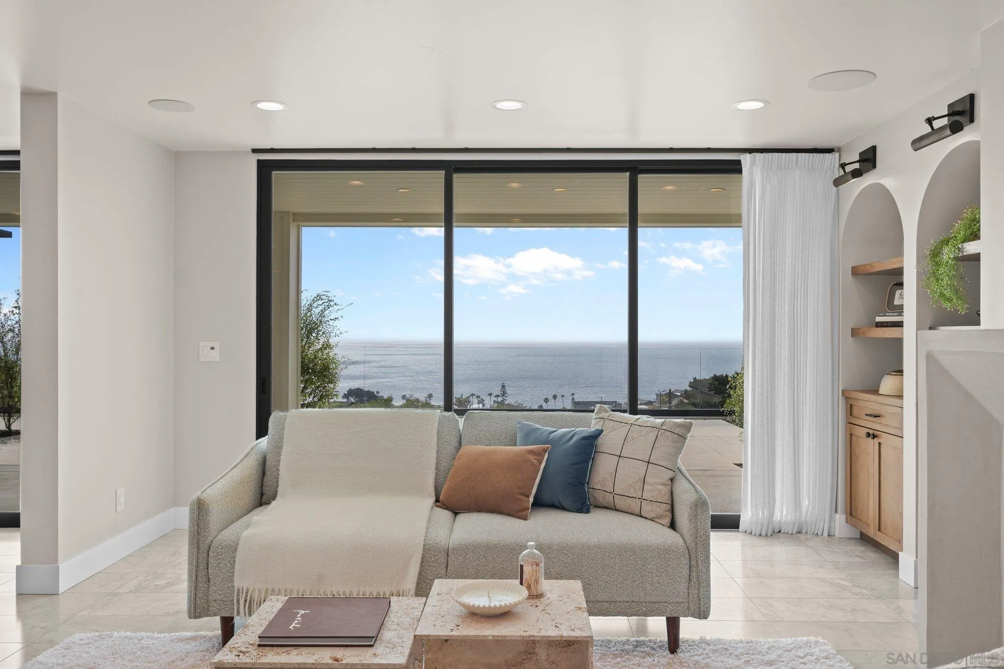 https://cdn.realtyfeed.com/cdn/127/260007902/1177b6cb298c613637fbc9da9fa08096.webp