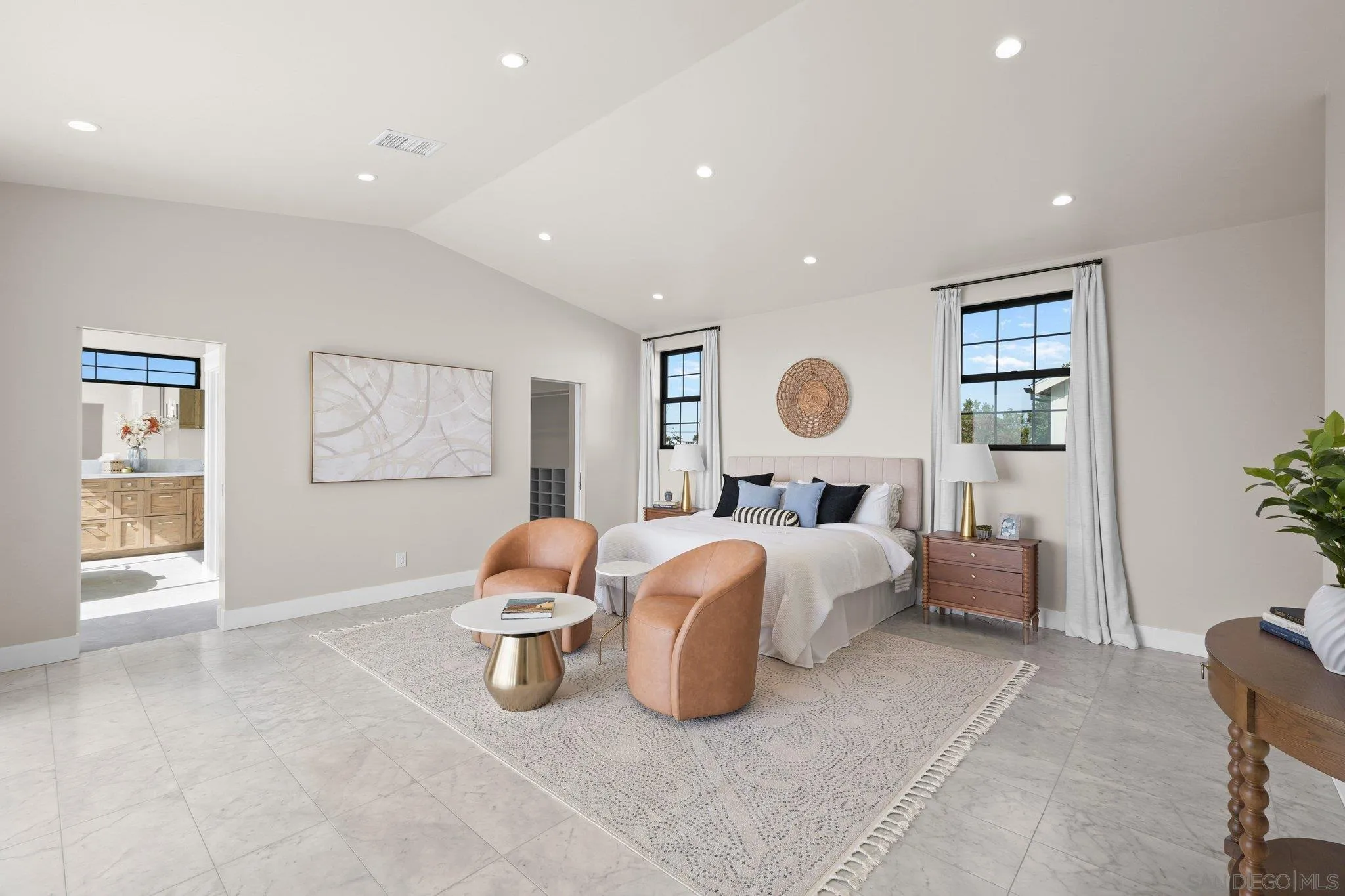 https://cdn.realtyfeed.com/cdn/127/260007902/5e308b66e16bd70863842b3ae26d8c64.webp