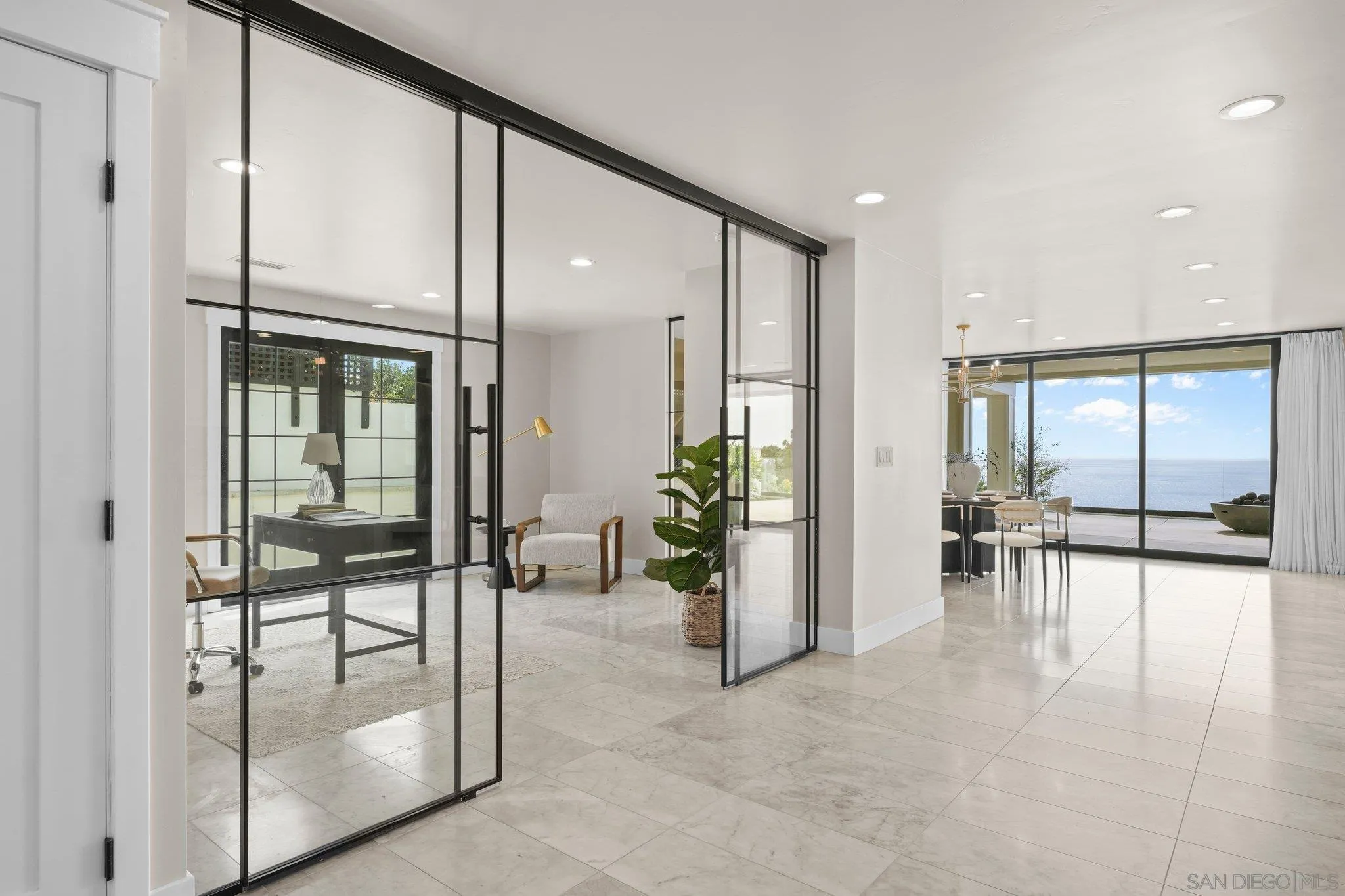 https://cdn.realtyfeed.com/cdn/127/260007902/67ddfe0dbbd6e2a752786094191a58a7.webp
