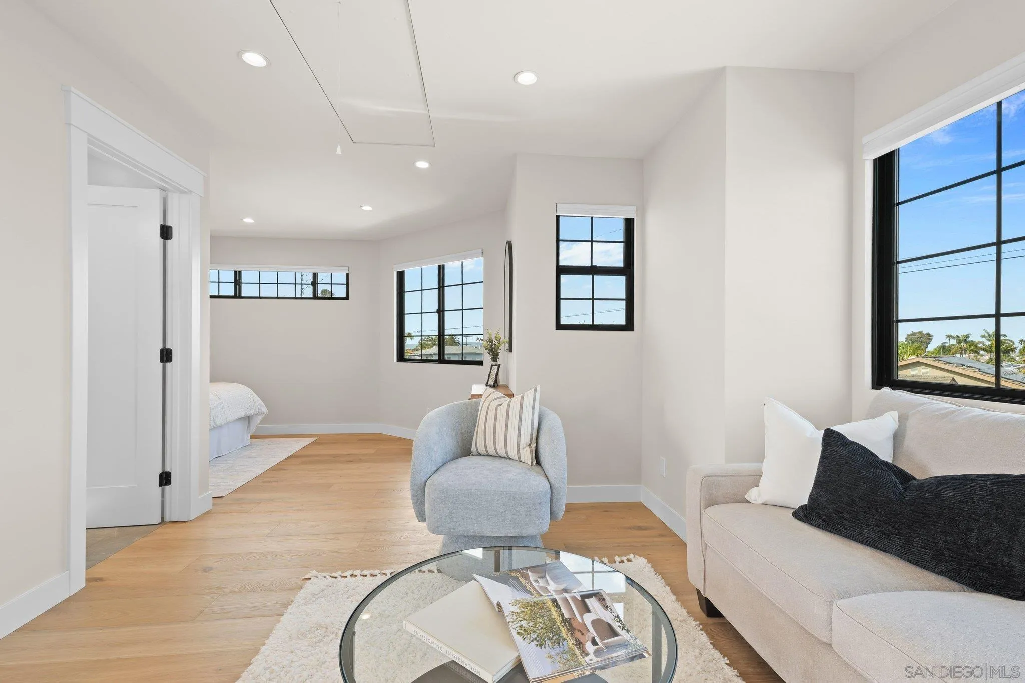 https://cdn.realtyfeed.com/cdn/127/260007902/d5cd179370967467f019deddd09a2a8d.webp